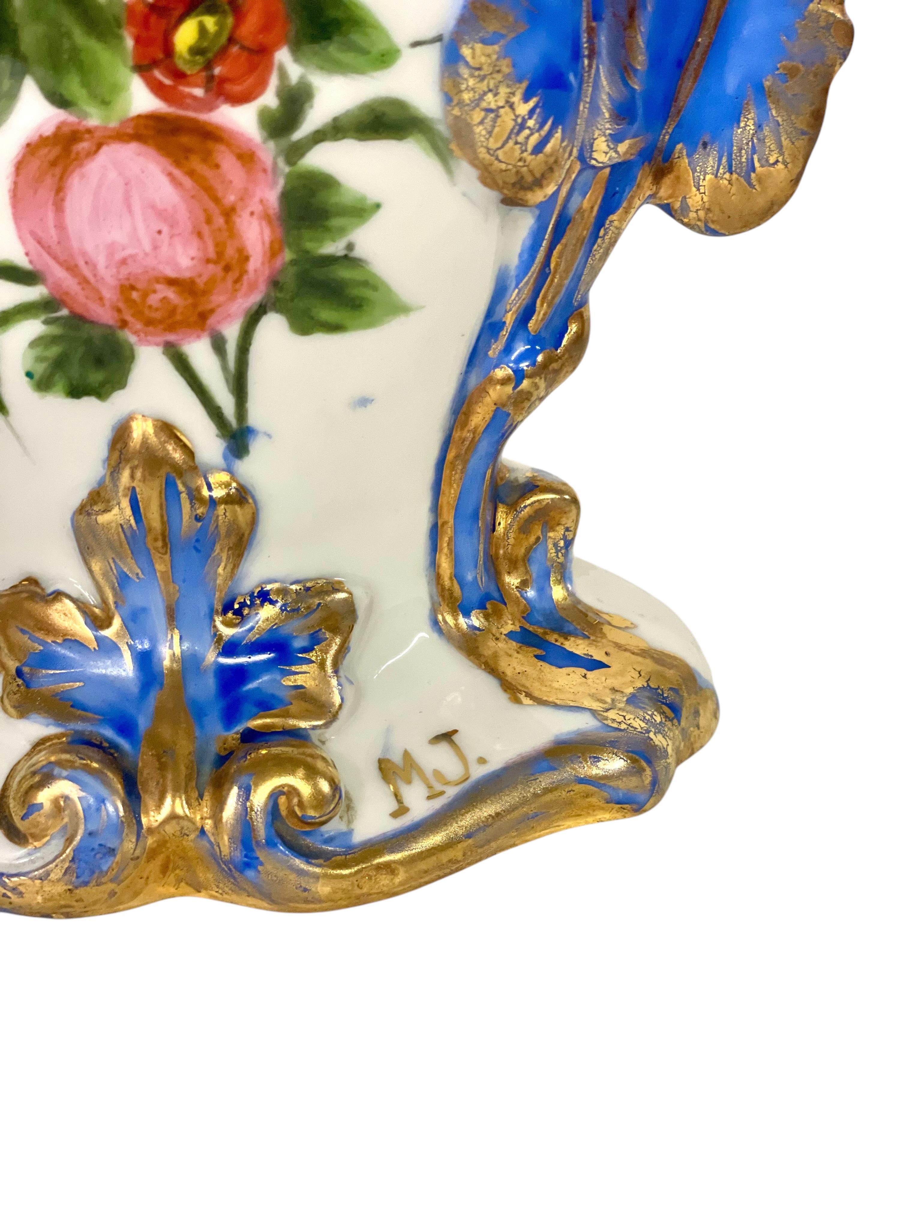 Dorato Vaso nuziale in porcellana del XIX secolo con accenti dorati in vendita