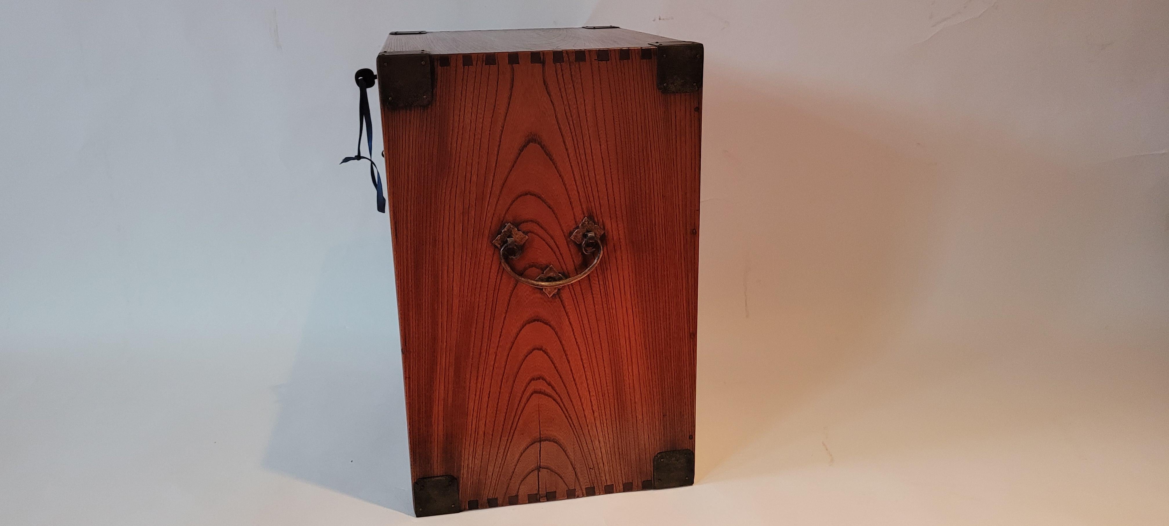 Scatola di cancelleria portatile del XIX secolo in vendita 4