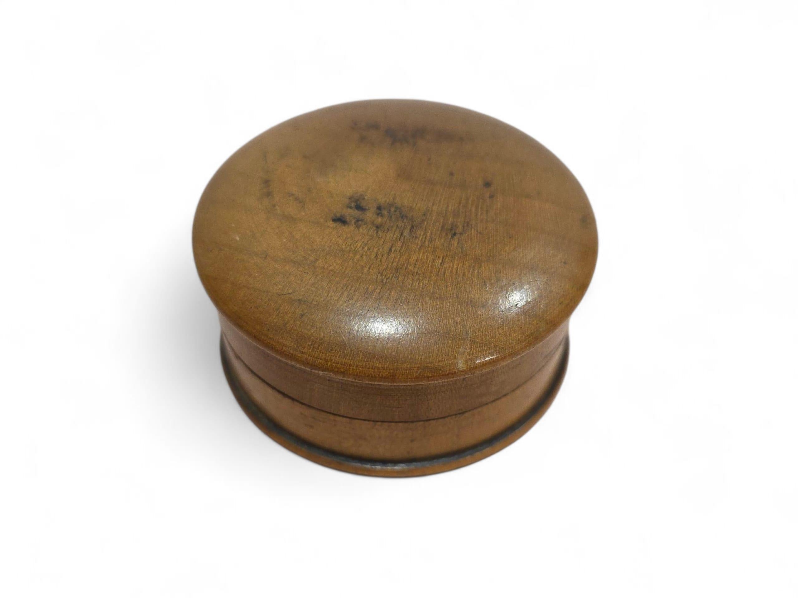 Cadran solaire portatif du 19e siècle dans un coffret en bois tourné en vente 2