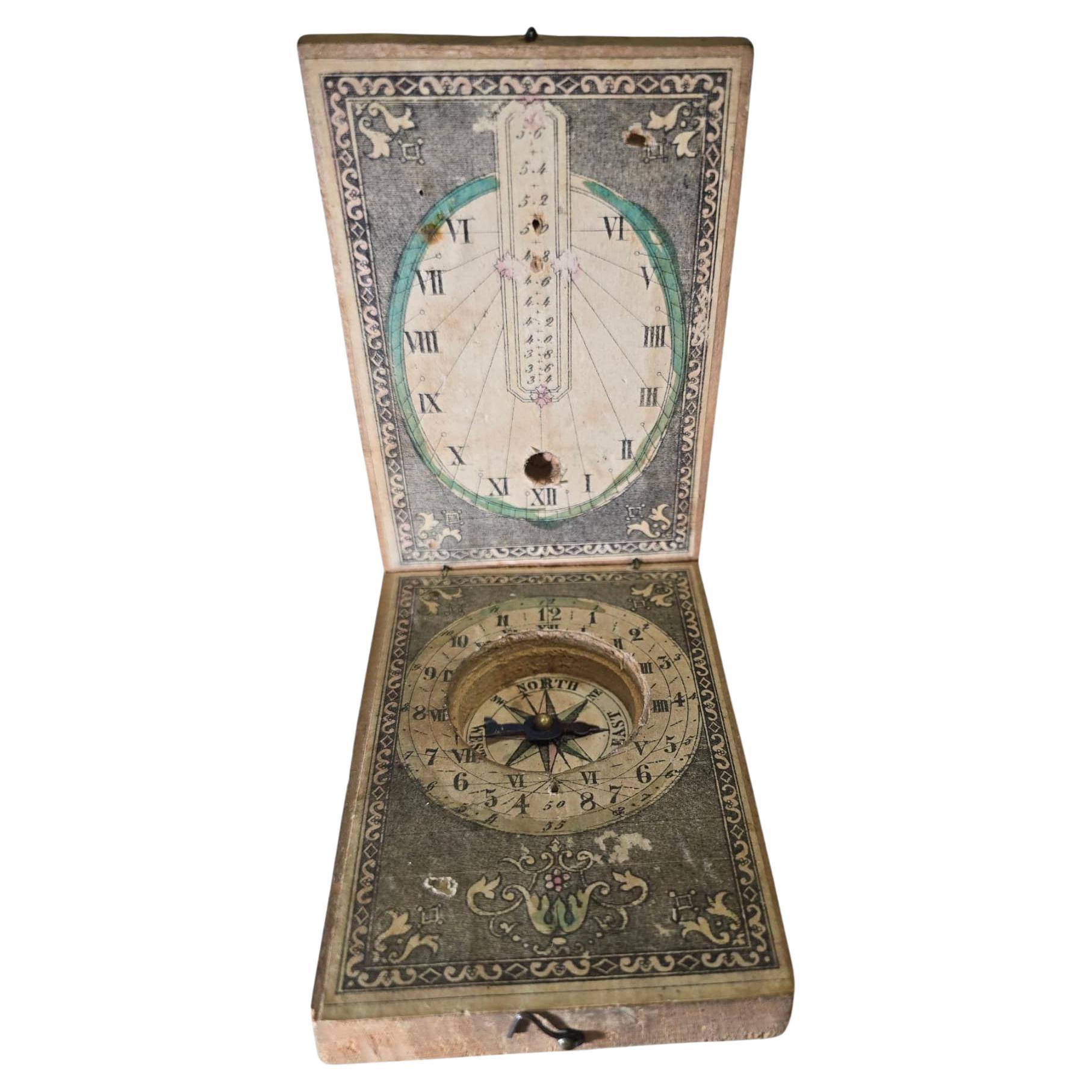 Cadran solaire portatif en bois du 19e siècle