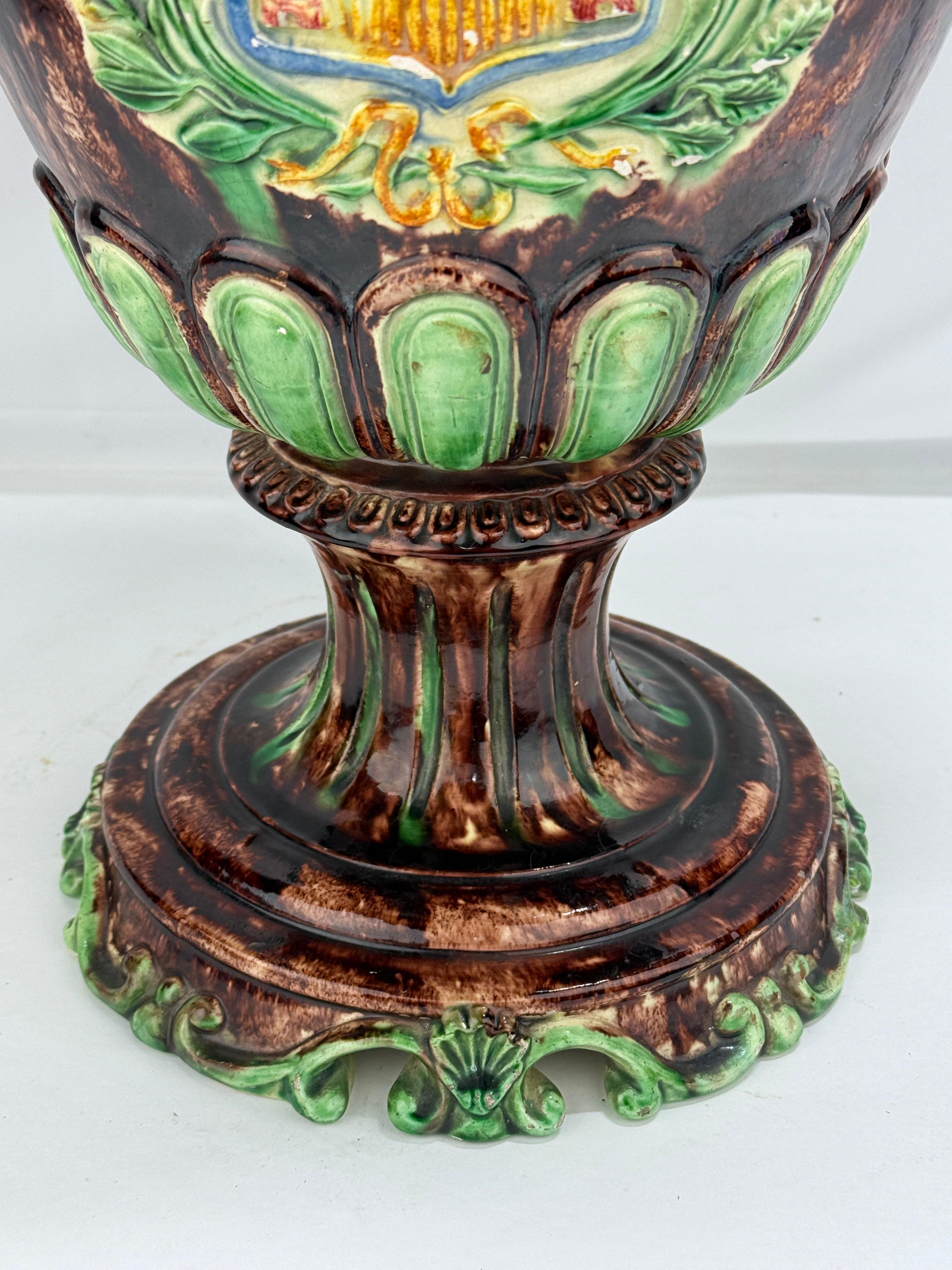 19th Century, Portugese Palissy Majolica Heraldry Vase w/ Crane Handles In Good Condition In Atlanta, GA