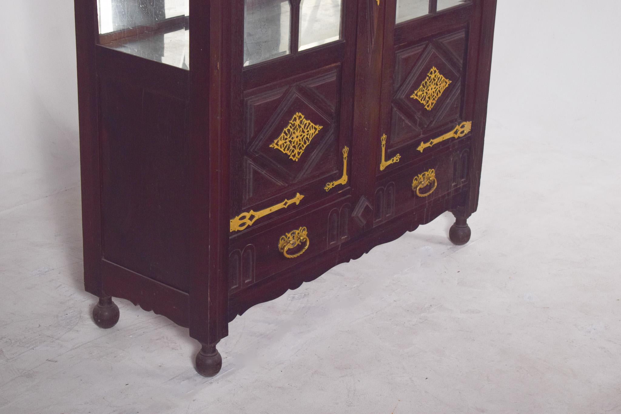 19th Century Portuguese Dutch-Style Display Cabinet For Sale 1