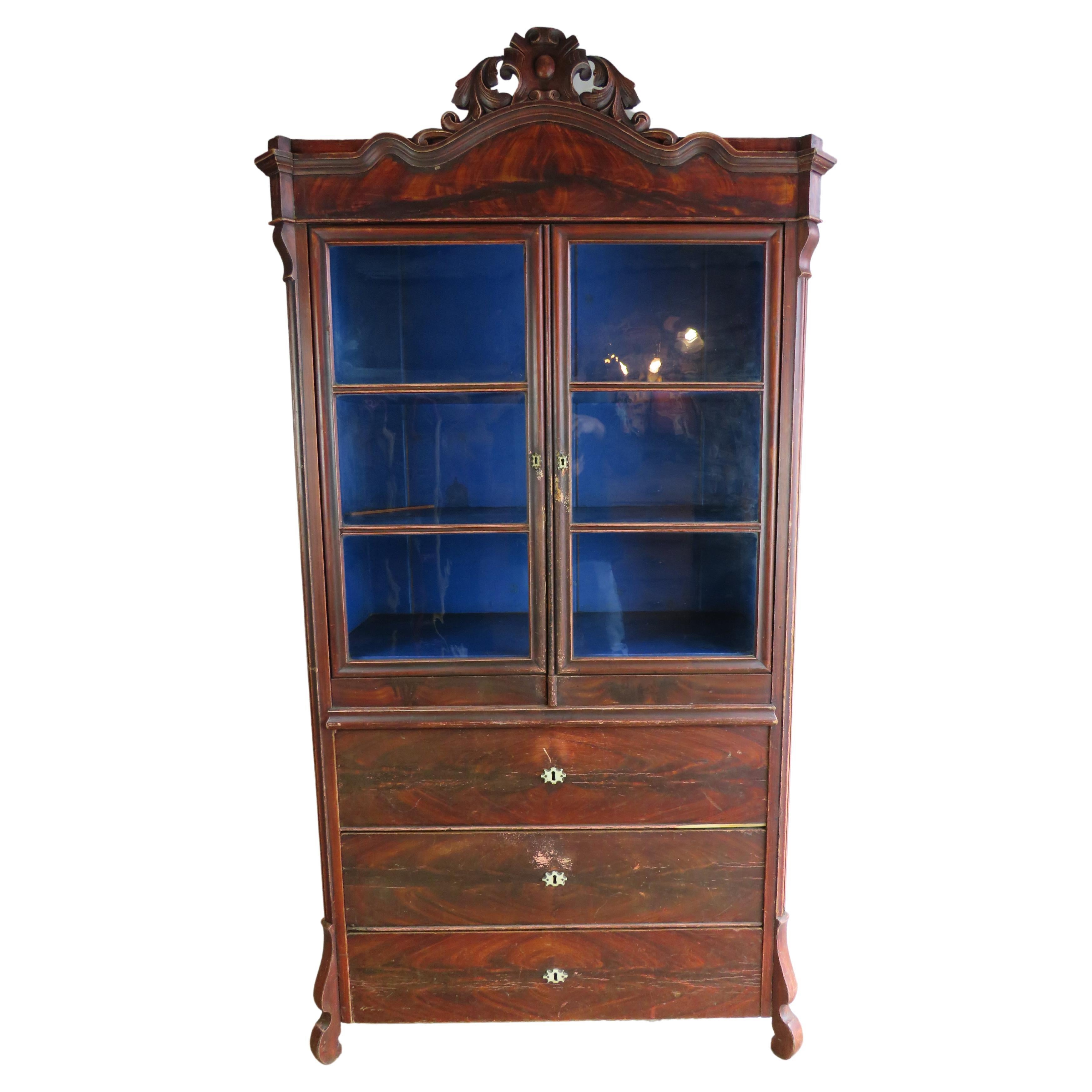 19th Century Portuguese Grain Painted Cupboard For Sale