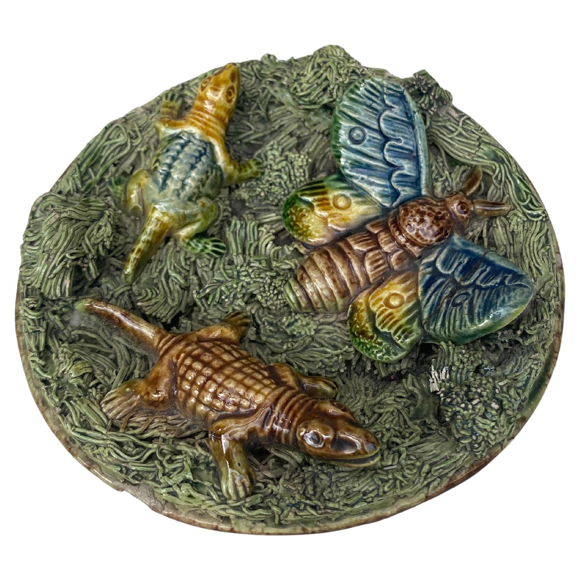 Plato lagarto de pared de palissy de mayólica portuguesa del siglo XIX Portugués en venta