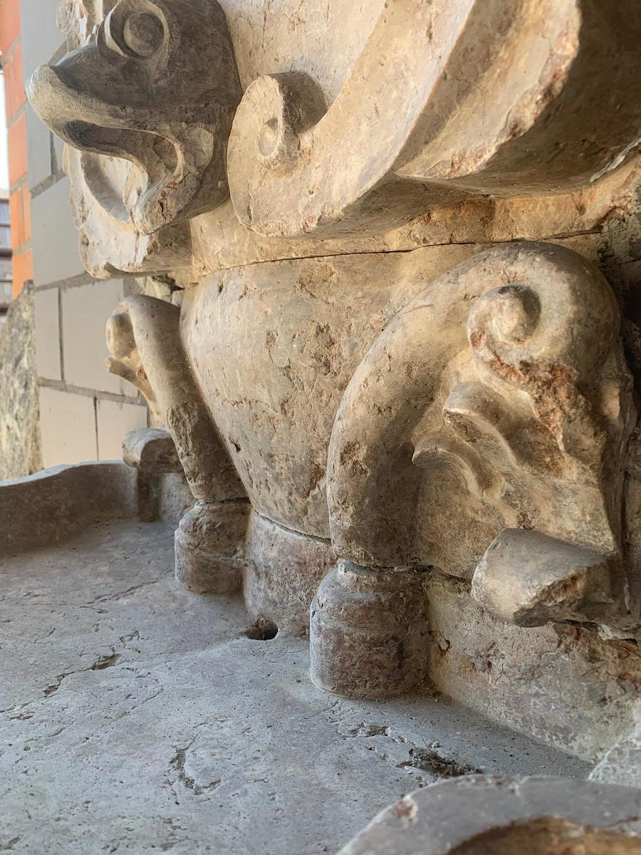 Fontaine murale portugaise en marbre du 19ème siècle en vente 3