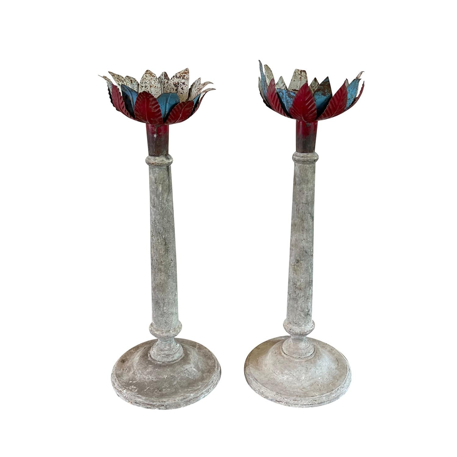 Hand-Crafted 19th Century Portuguese Pair of Pinewood Candle Holders - Antique Sticks