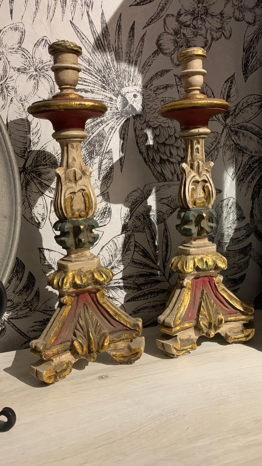 19th Century Pair of Torch Holders
Portuguese, in carved, painted and gilded wood, electrified. With velvet lace lampshades. 
Small defects.
Dim.: 68 cm.
Good condition.