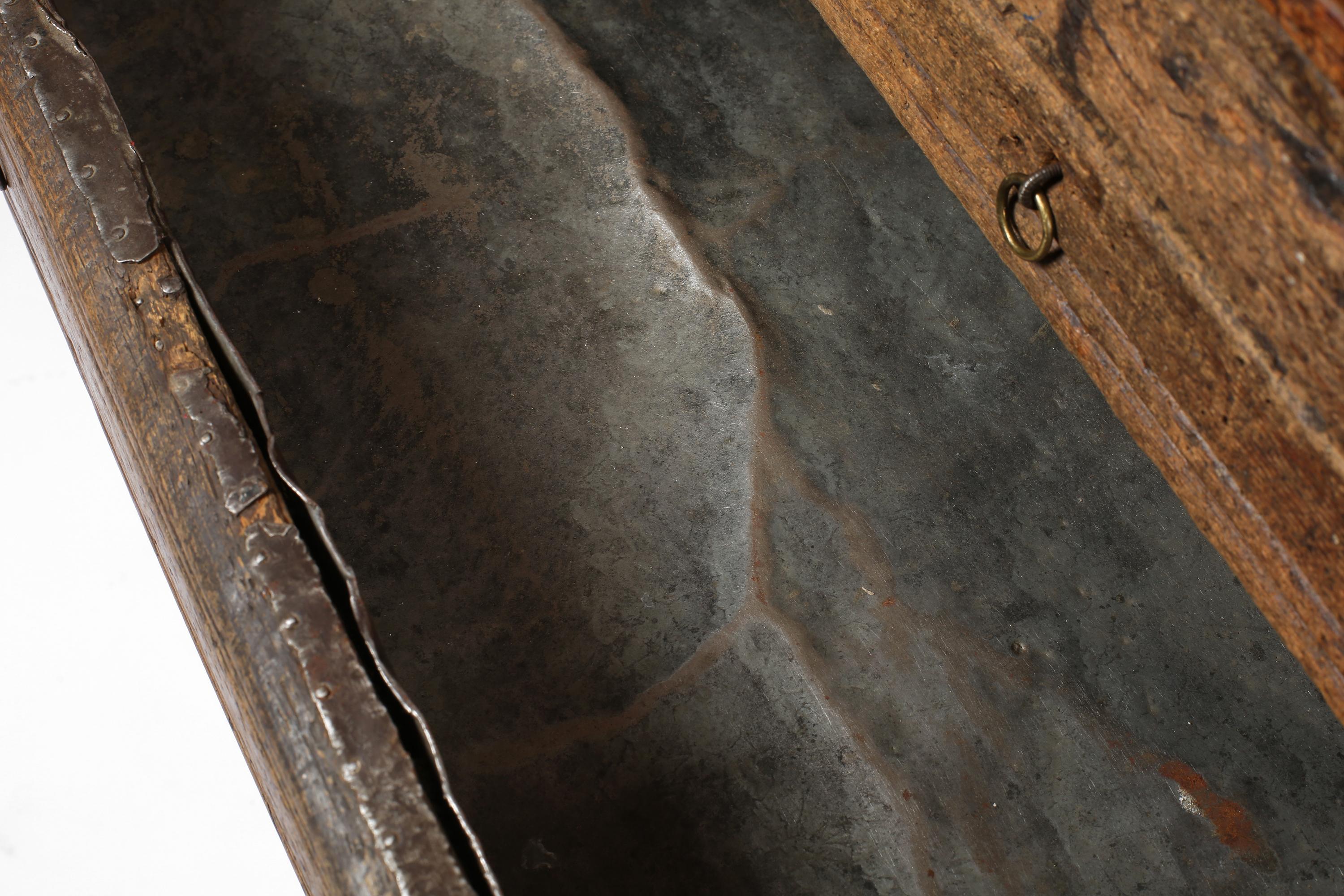 19th Century Portuguese Wabi-Sabi Rustic Goldsmiths Workbench For Sale 10