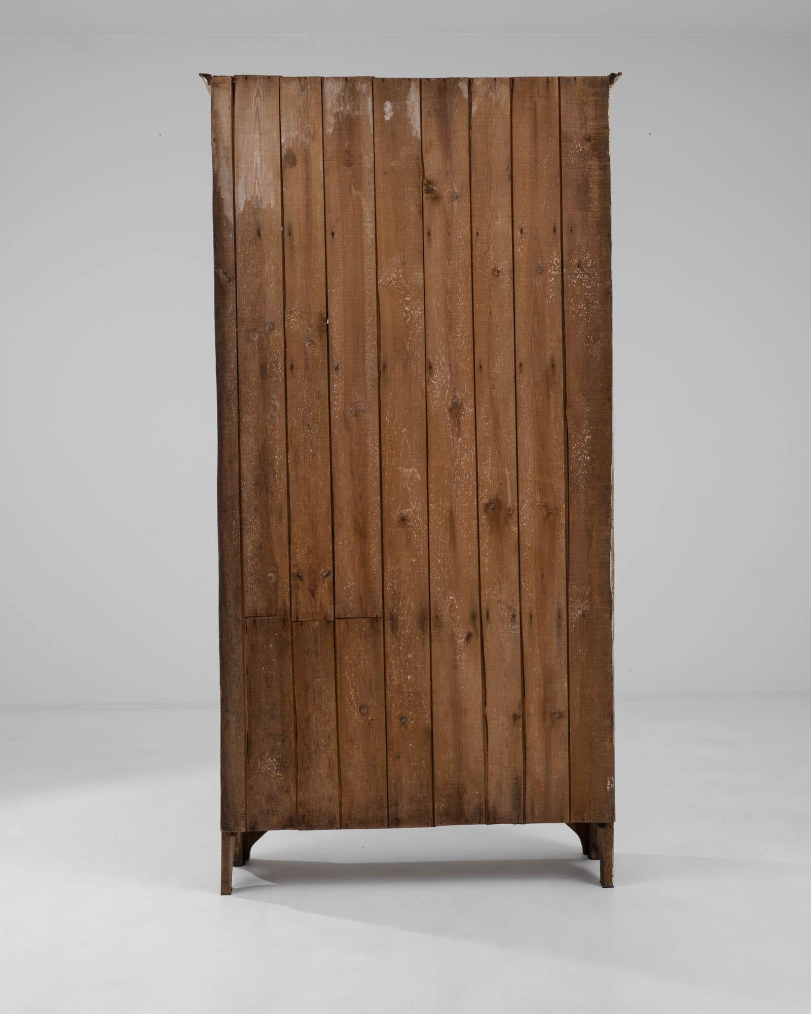 19th Century Portuguese Wooden Vitrine  For Sale 8