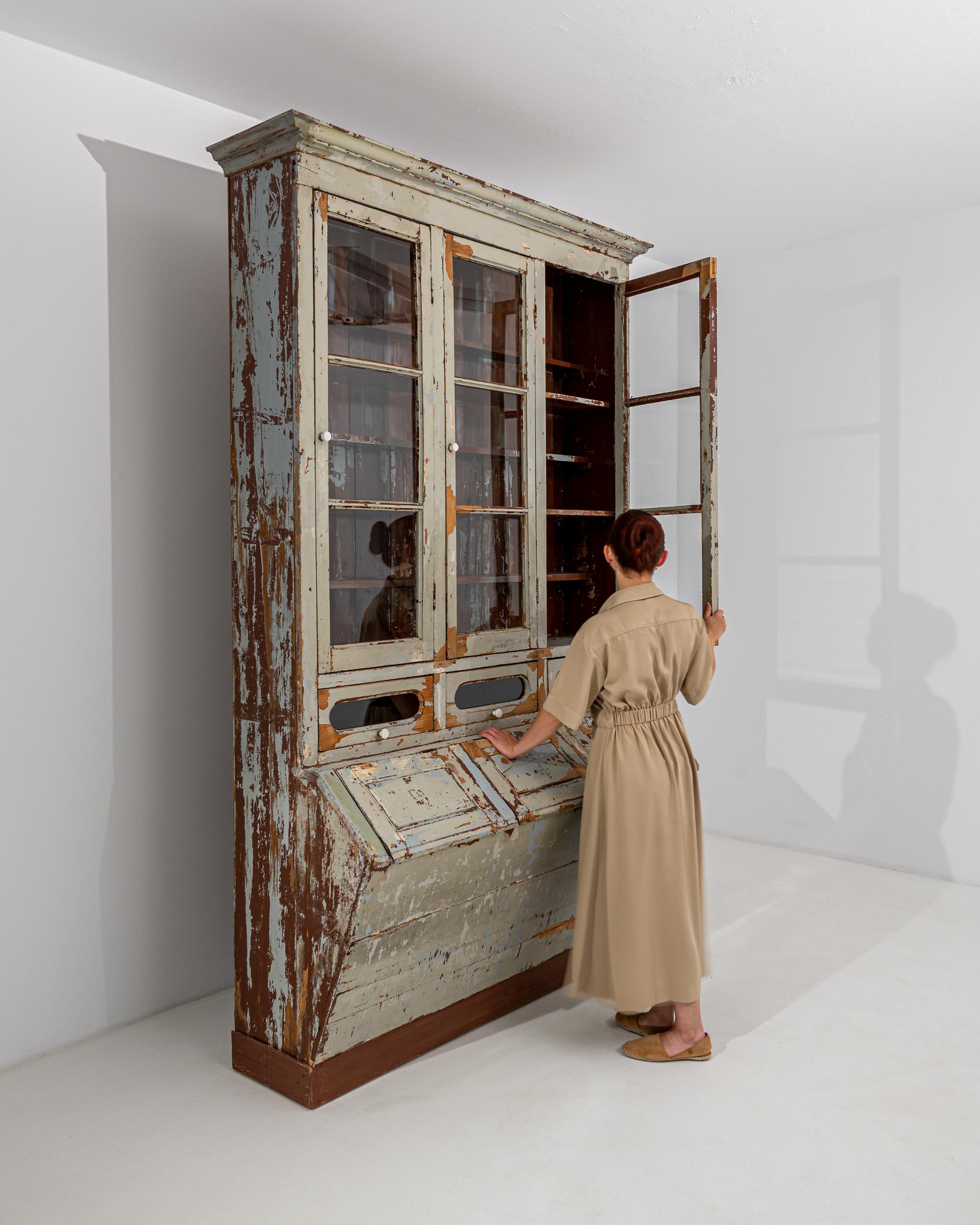 19th Century, Portuguese Wooden Vitrine For Sale 2