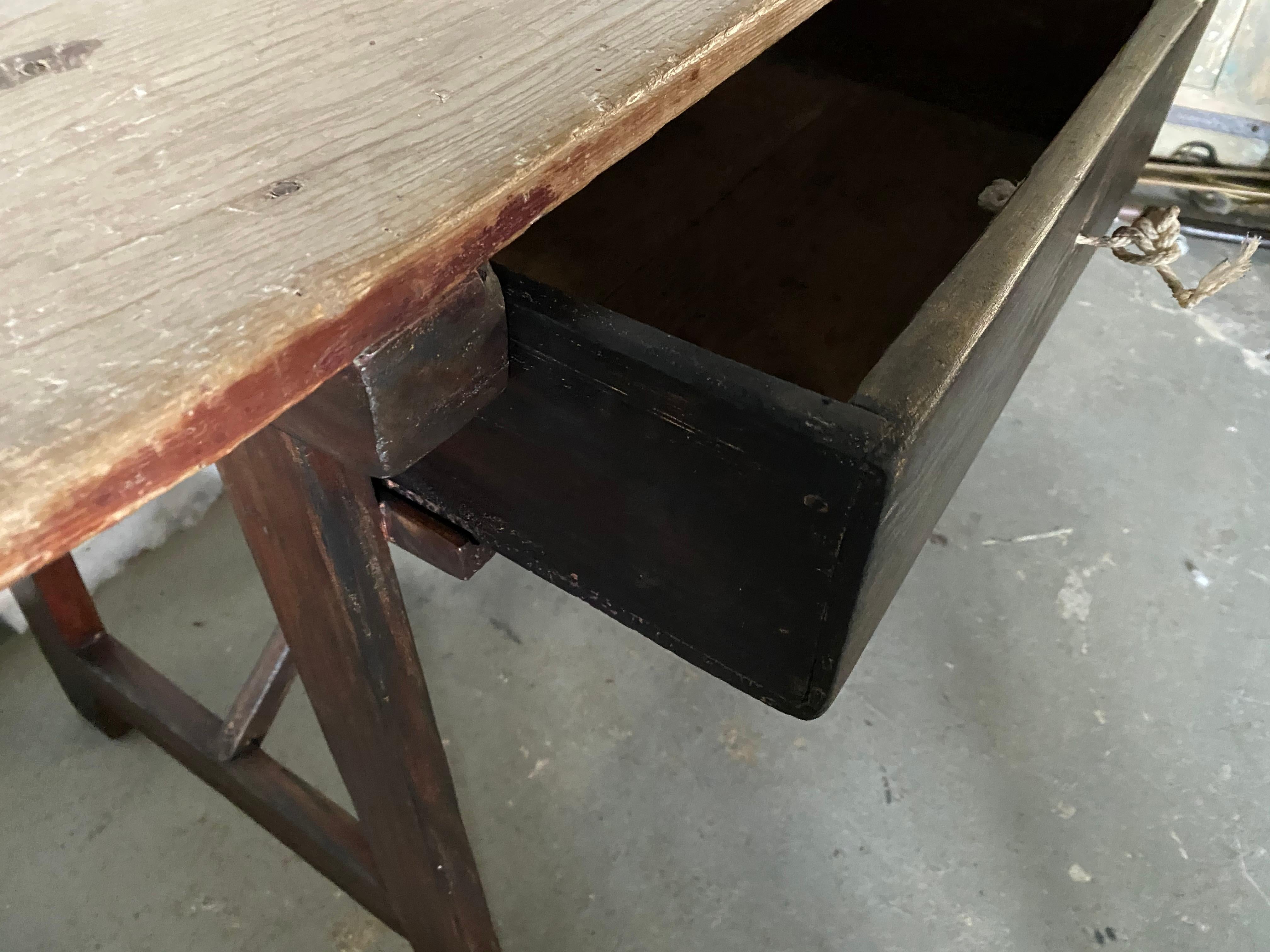 Wood 19th Century Rustic Country Work Table For Sale