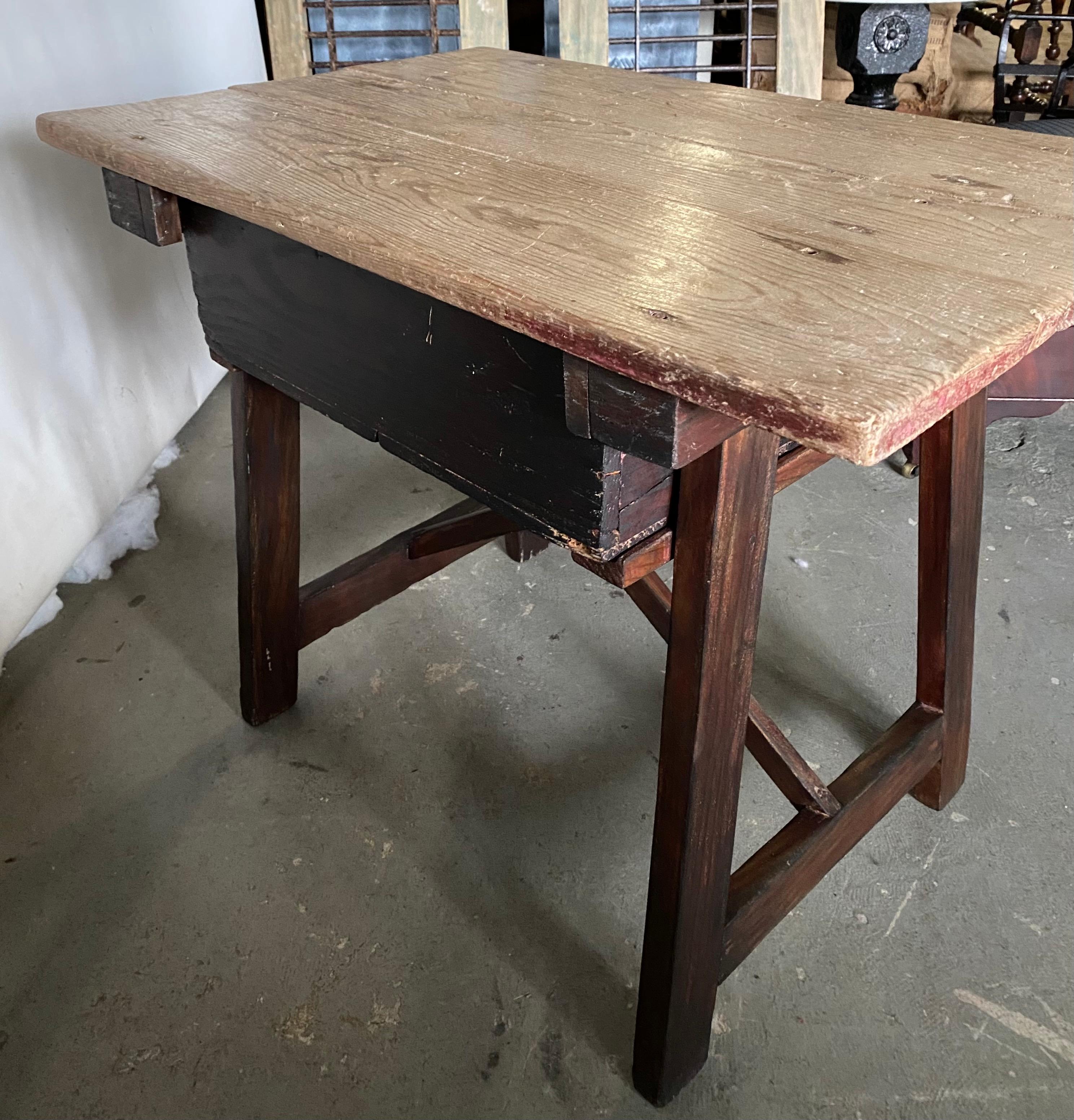 19th Century Rustic Country Work Table For Sale 2