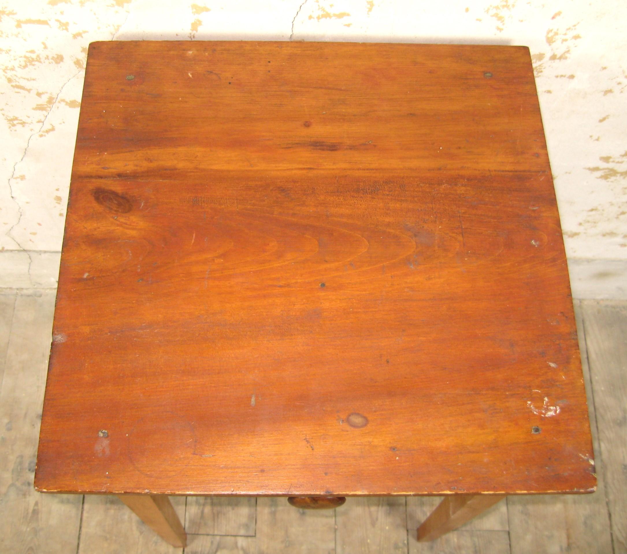 Primitive 19th Century primitive Farm work 1 Drew table with Tapered leg For Sale