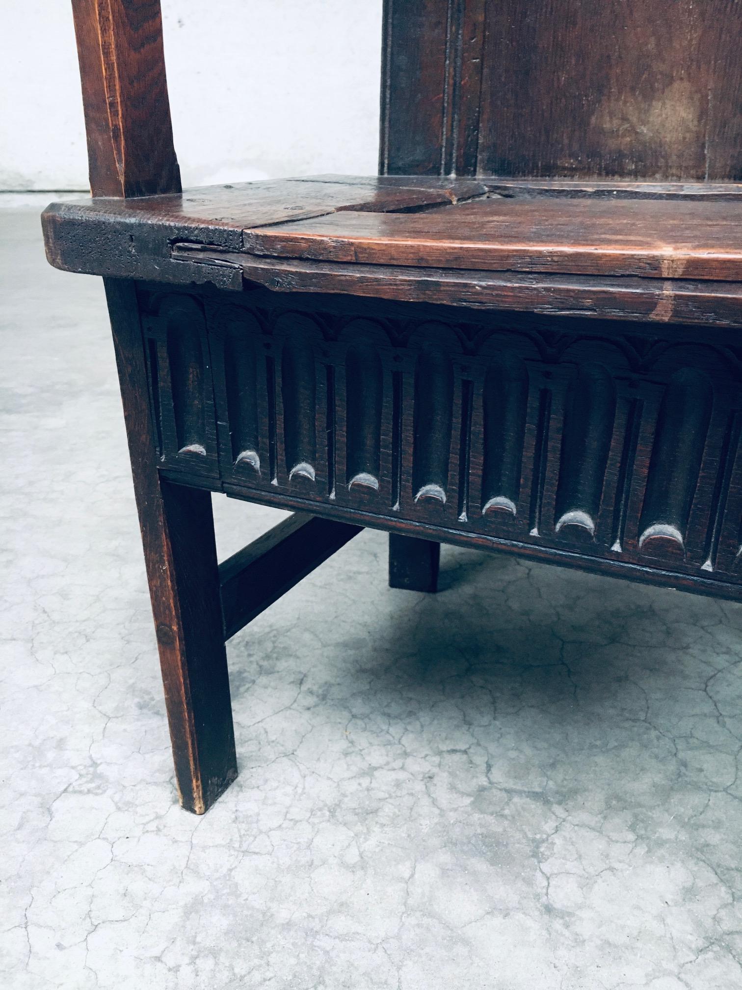 Chaise à accoudoirs du 19e siècle, art populaire primitif, faite à la main en vente 6