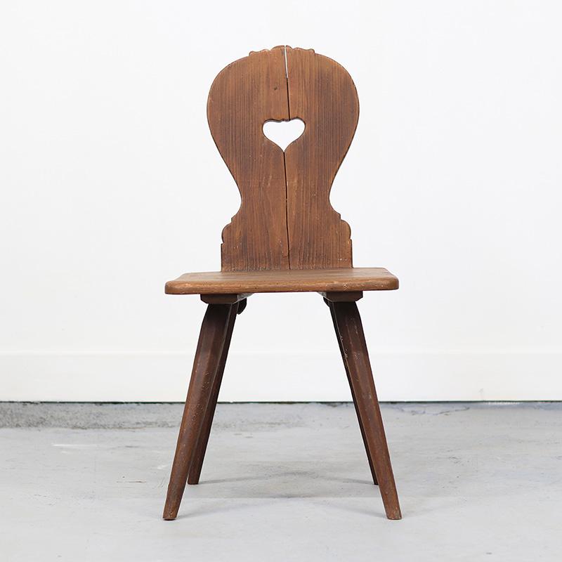 19ème siècle Primitif Minimalisme Chaise de montagne Abîmé - En vente à OOSTERHOUT, NL