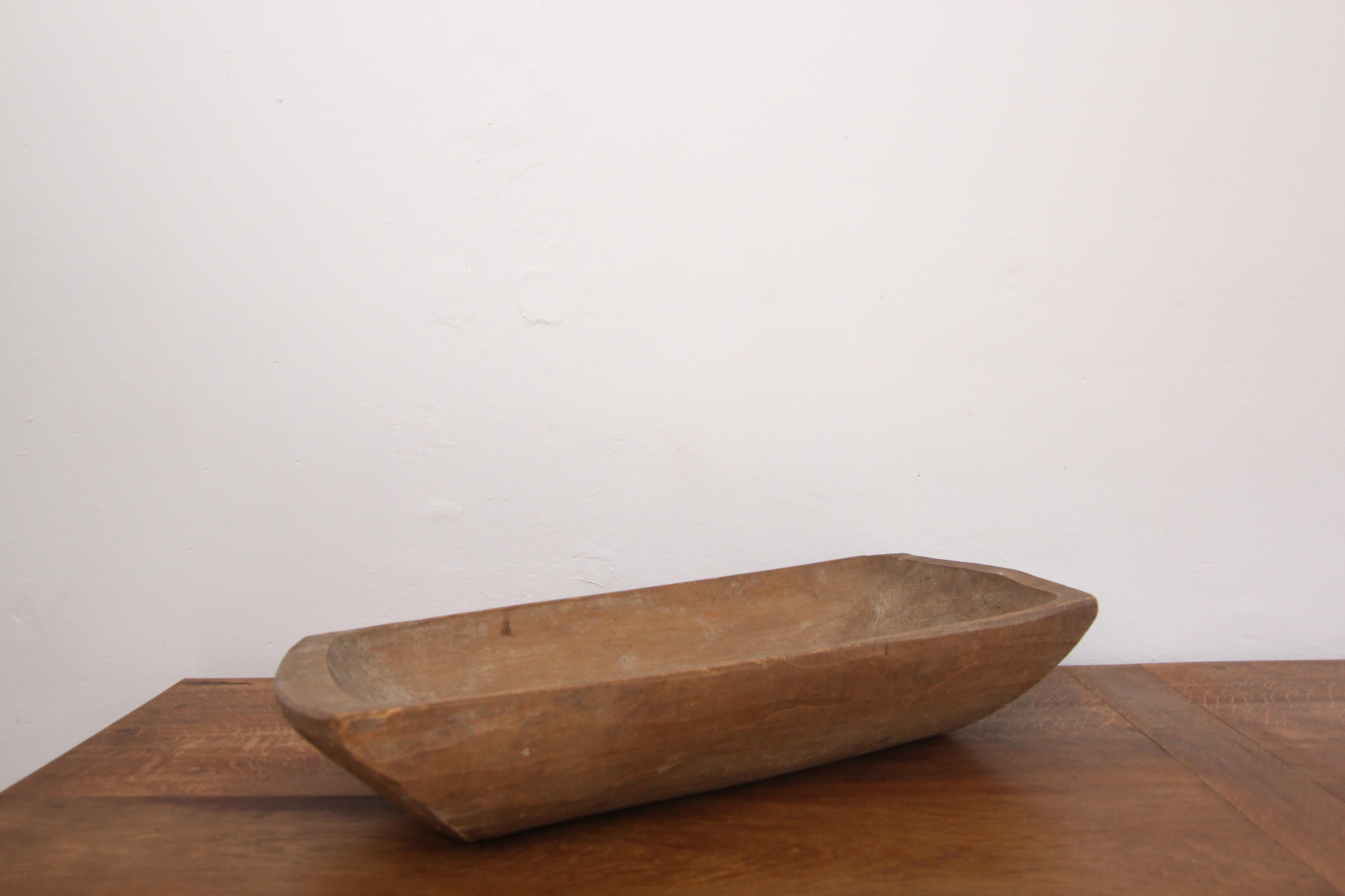 Bol à pâte Wabi Sabi primitif du 19ème siècle en bois sculpté à la main en vente 5