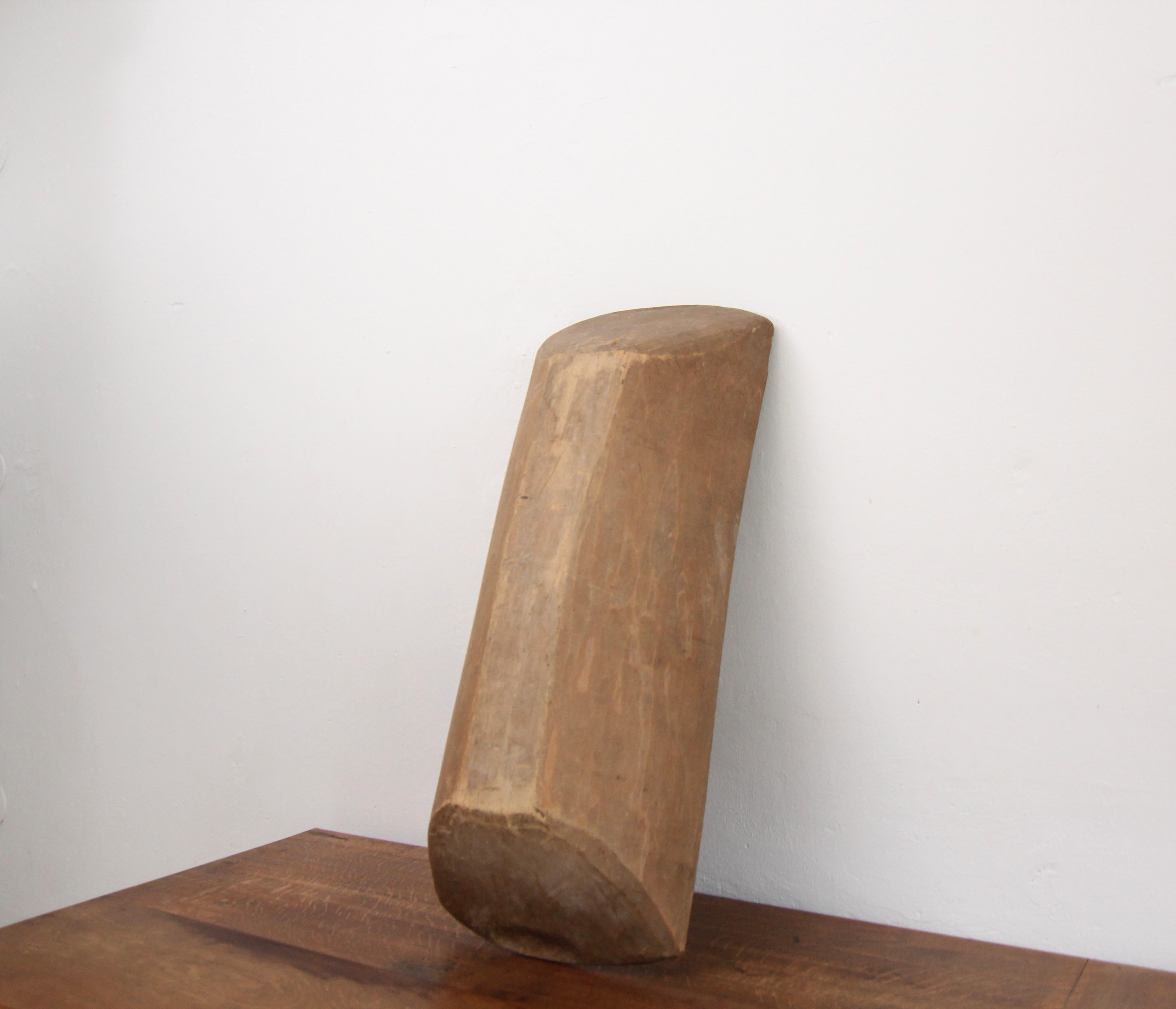 Bol à pâte Wabi Sabi primitif du 19ème siècle en bois sculpté à la main en vente 11
