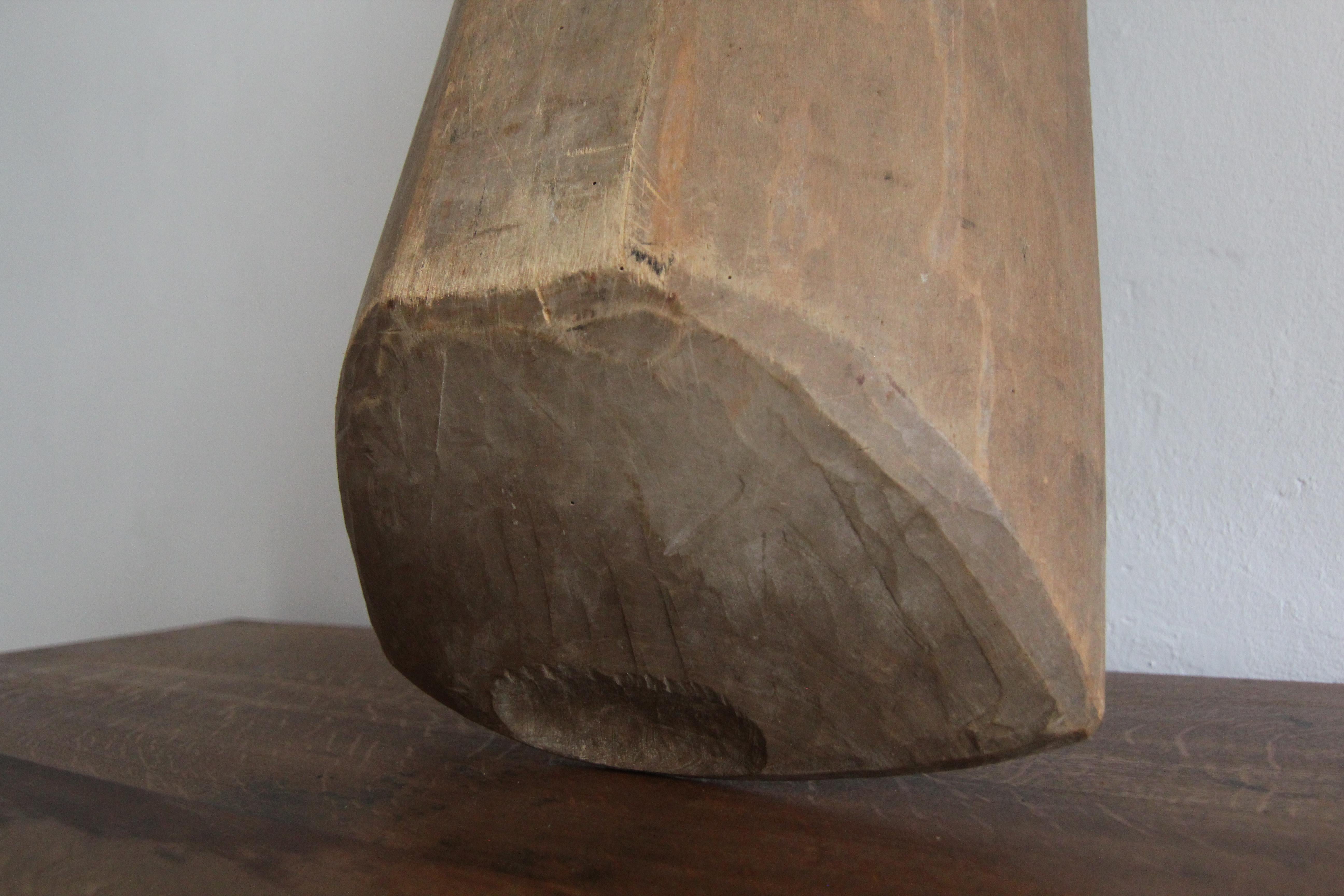 Bol à pâte Wabi Sabi primitif du 19ème siècle en bois sculpté à la main en vente 12