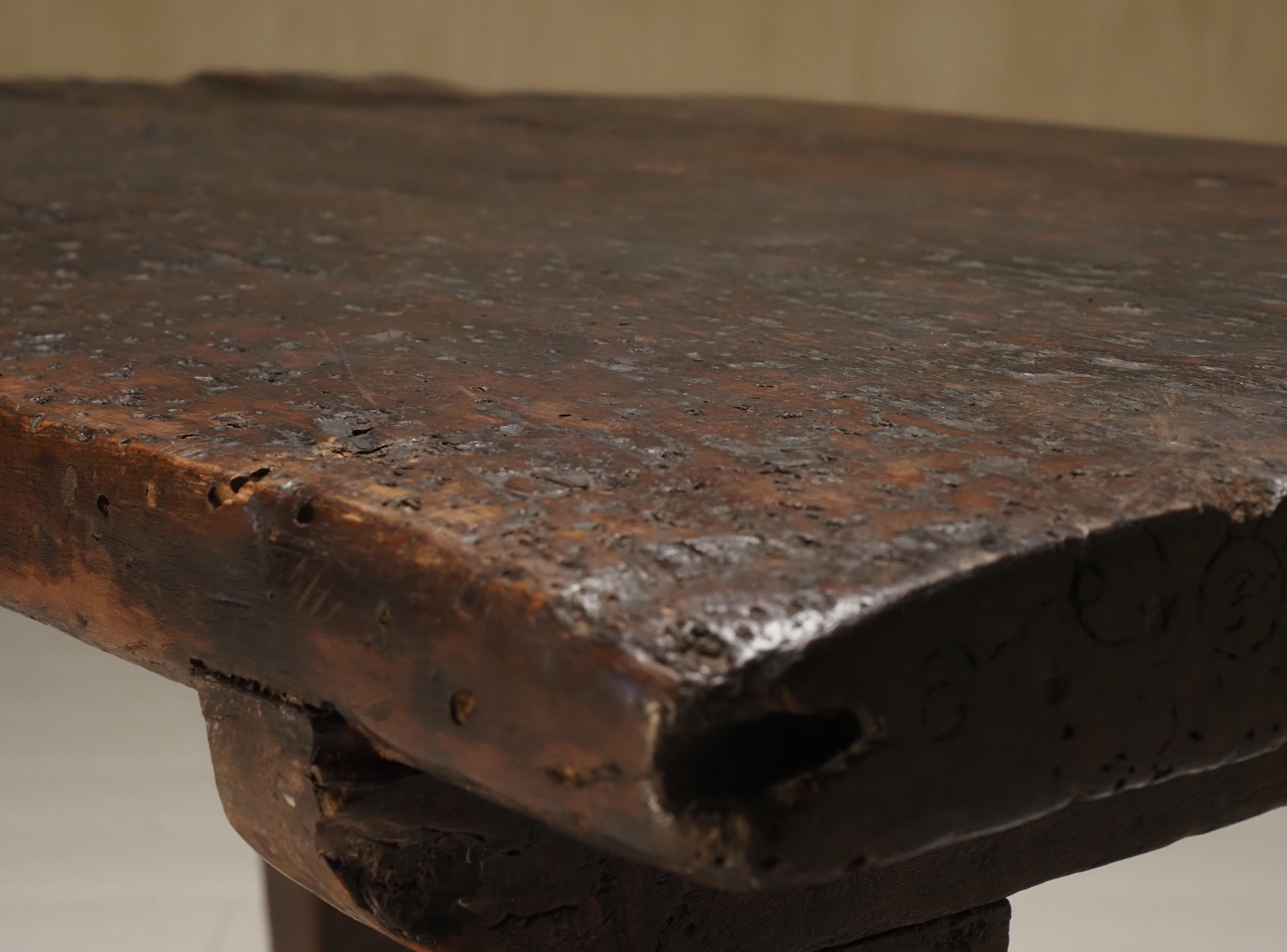 19th Century primitive work table or console In Good Condition In Diest, BE