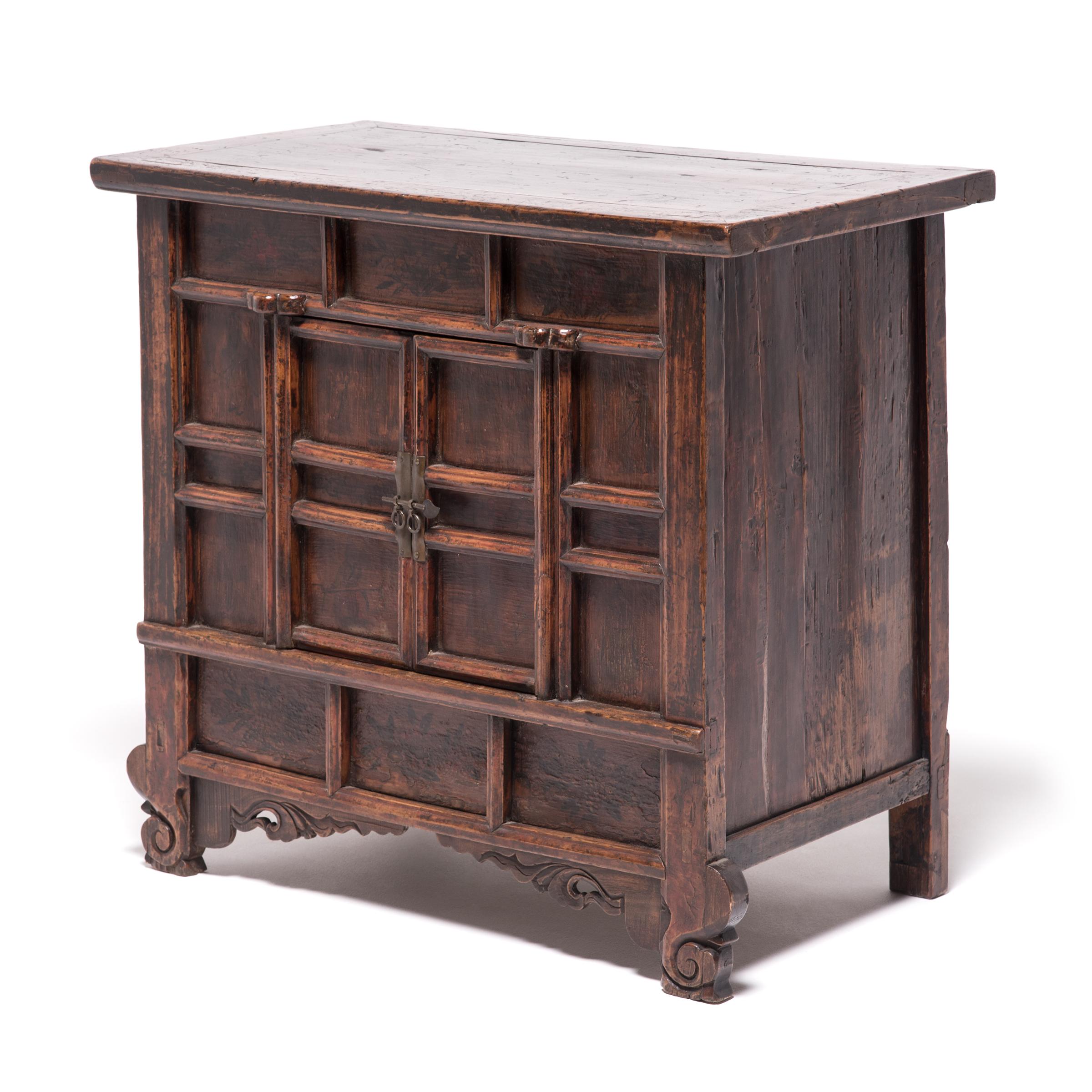 Qing 19th Century Provincial Chinese Chest with Leopard Legs