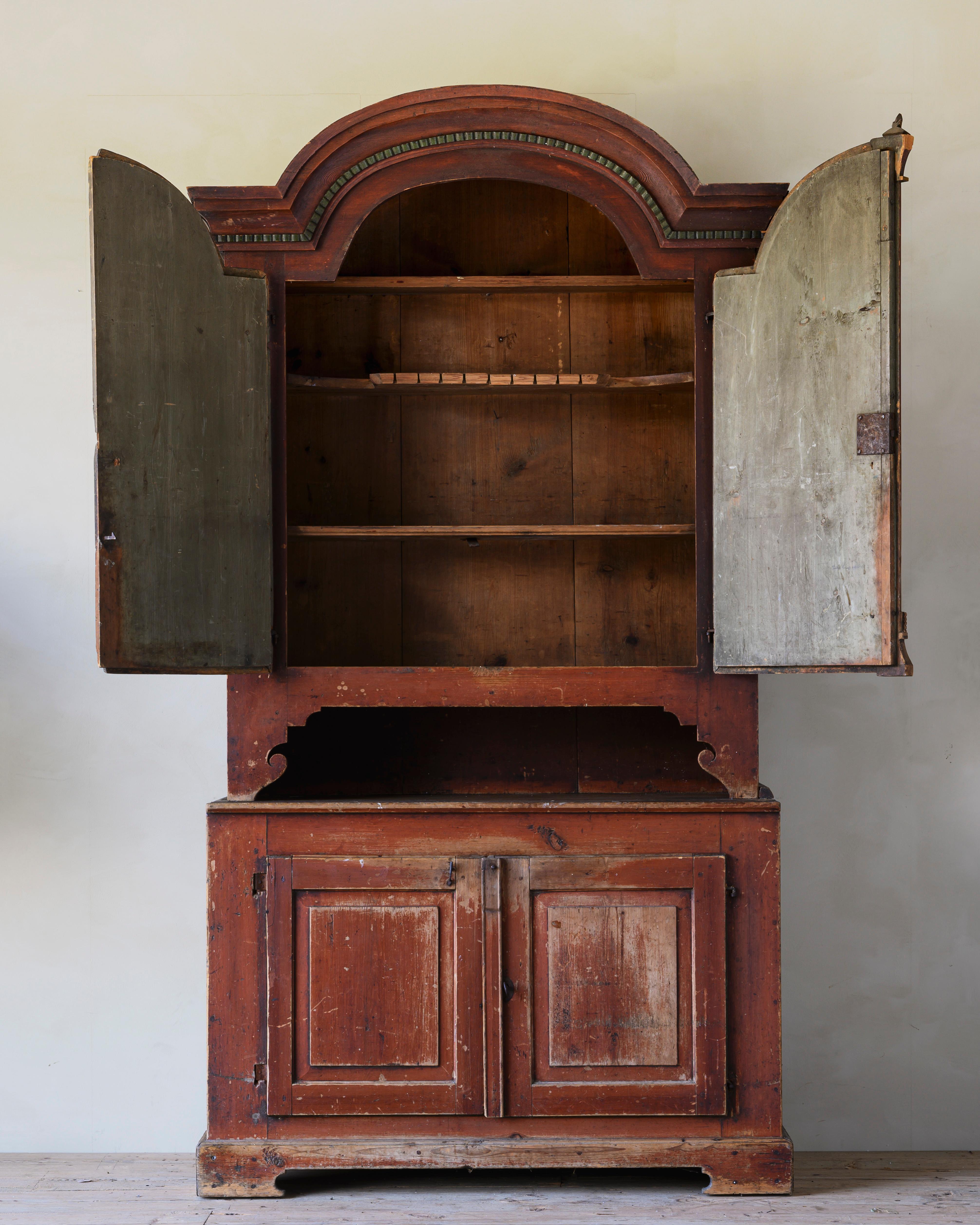 Swedish 19th Century Provincial Gustavian Cabinet For Sale