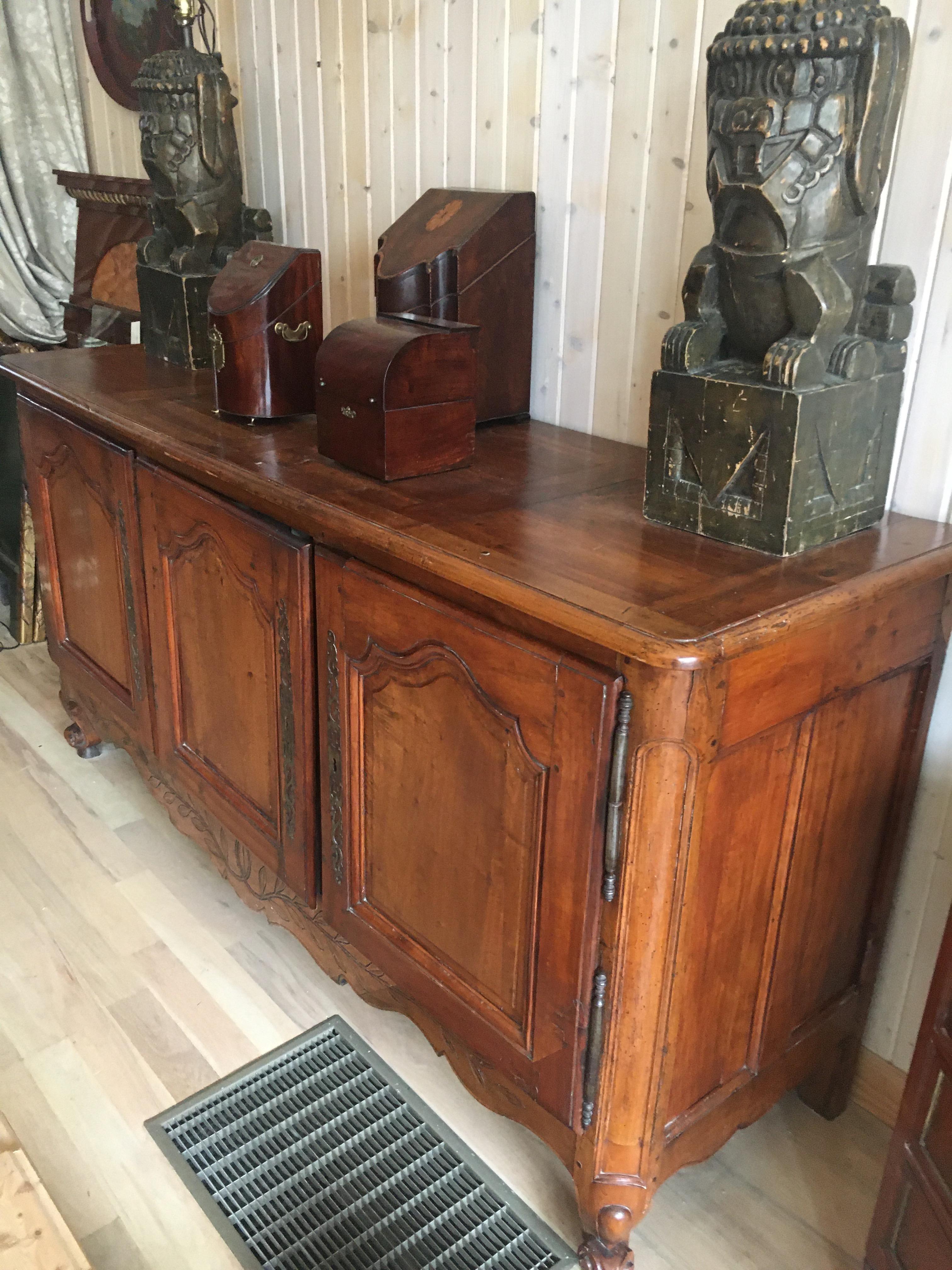 19th Century Provincial Walnut Sideboard For Sale 6