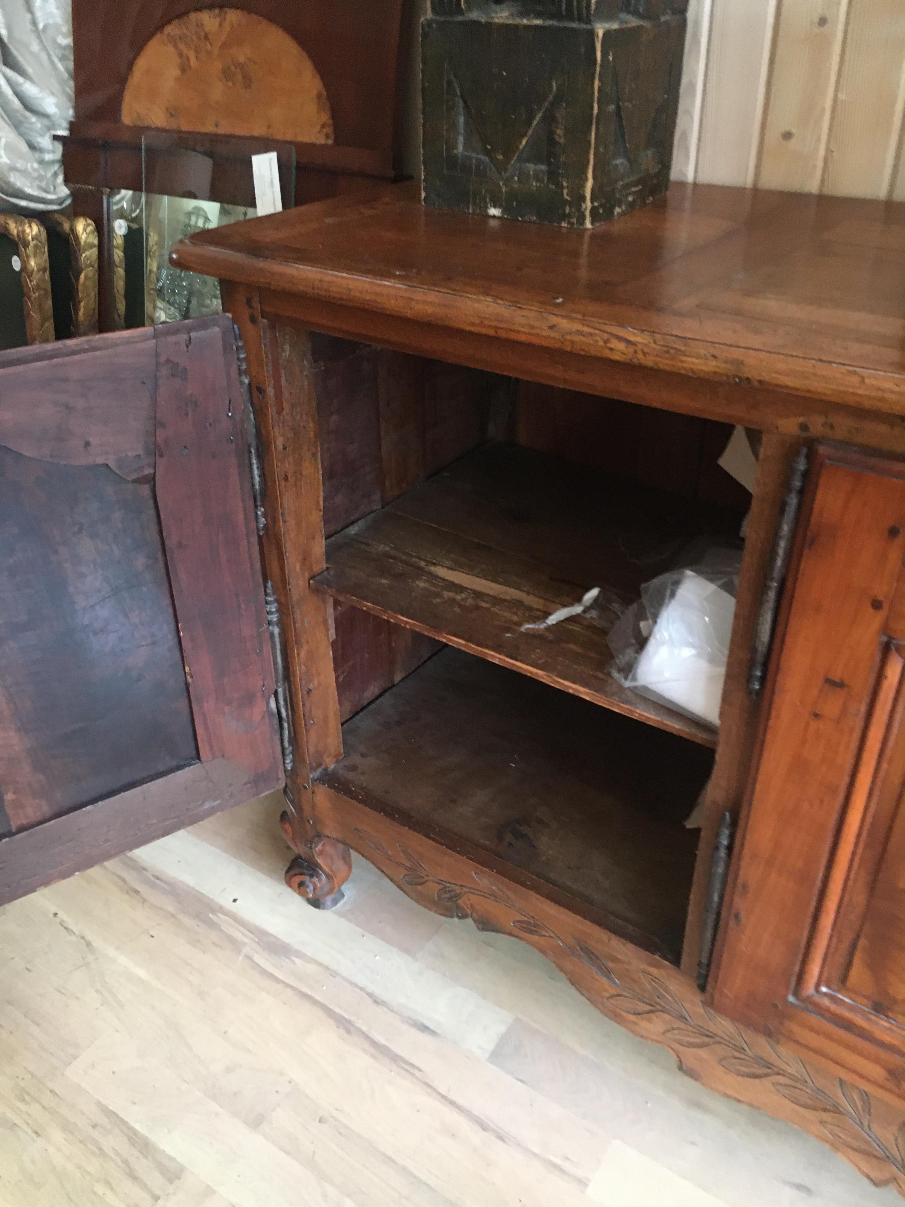 19th Century Provincial Walnut Sideboard For Sale 7