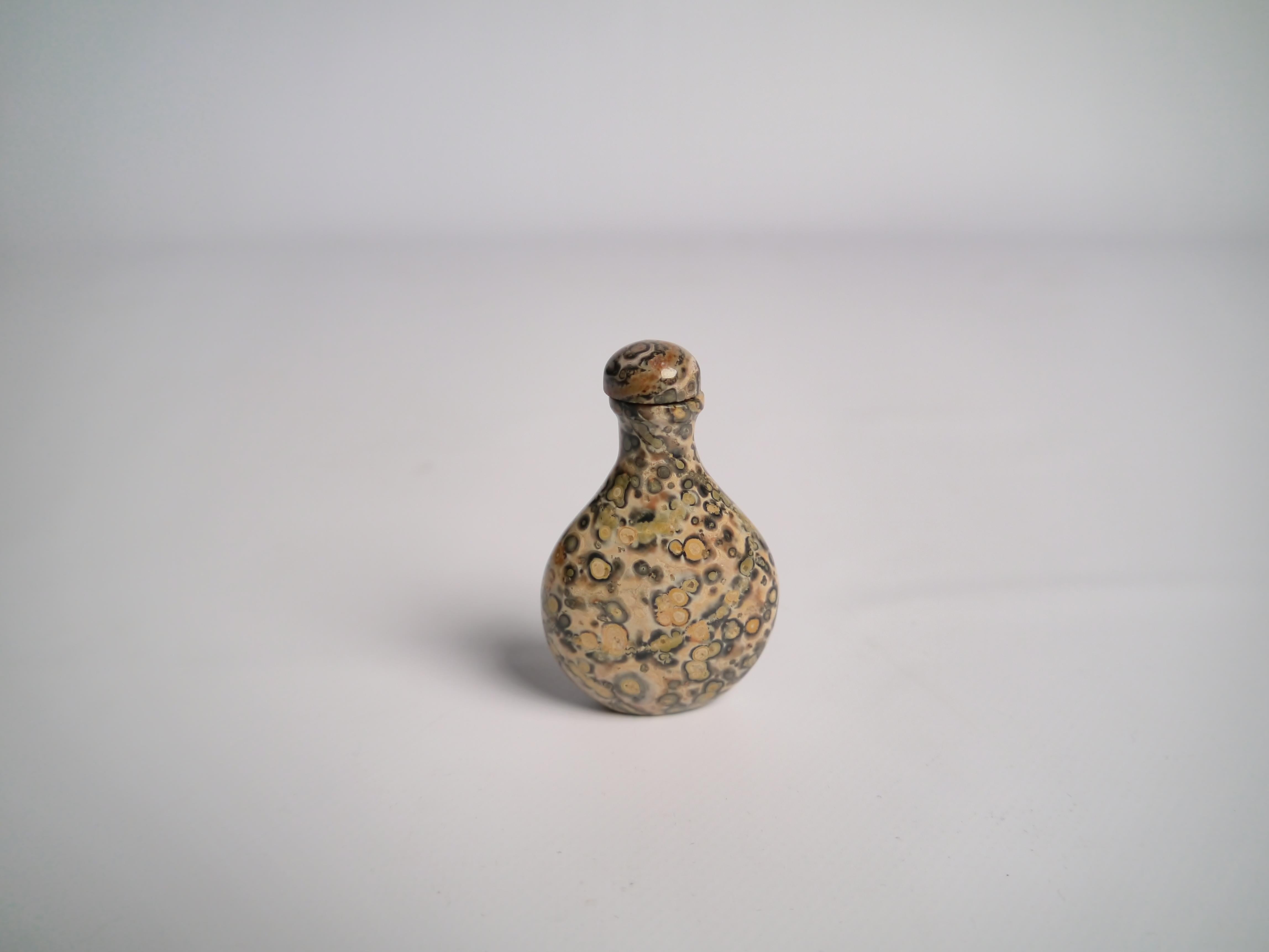 Other 19th Century Puddingstone Chinese Snuff Bottle