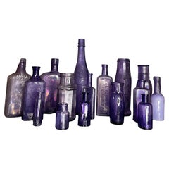 Botellas y jarras moradas del siglo XIX - Juego de 16