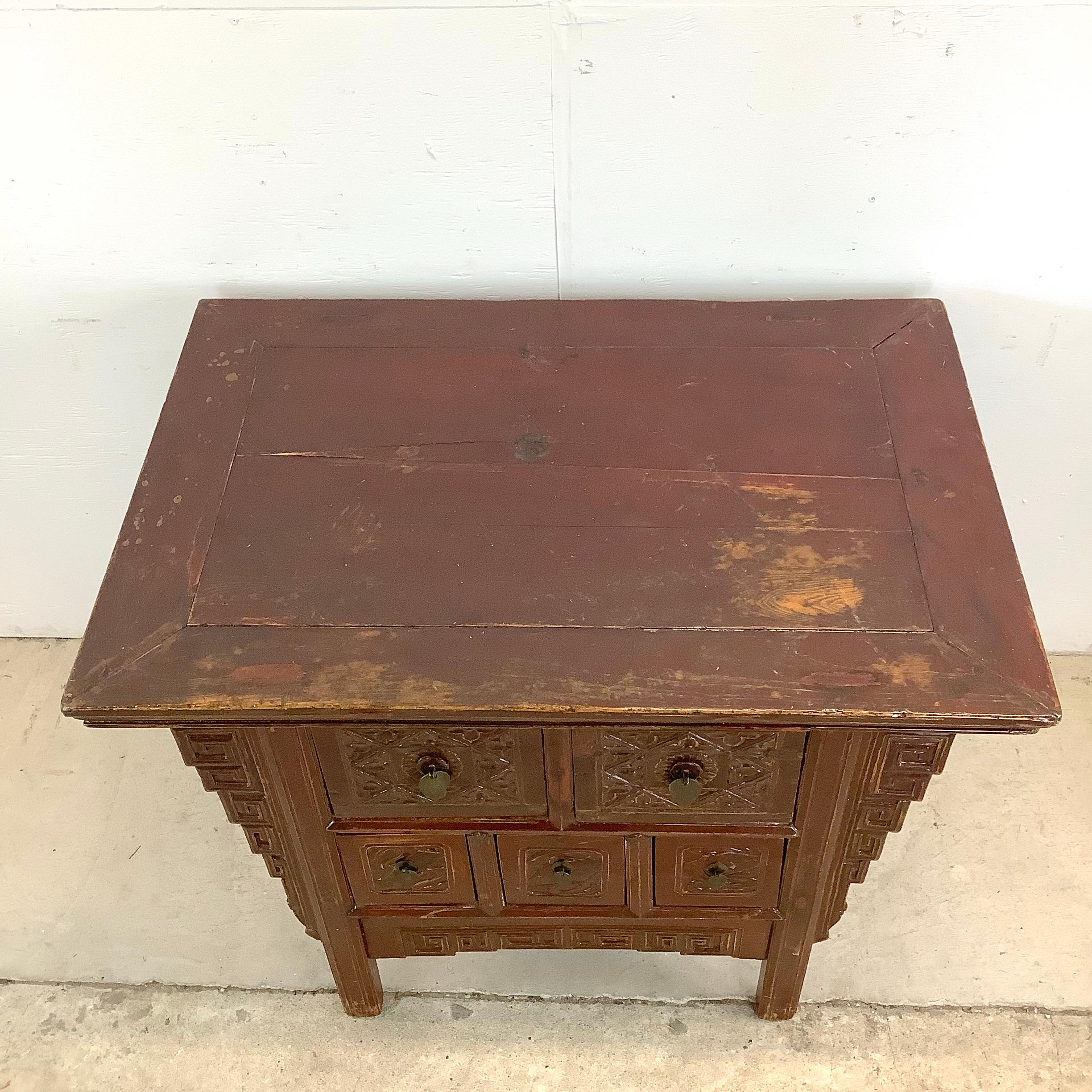 Table à tiroirs de la dynastie Qing du 19e siècle en vente 4