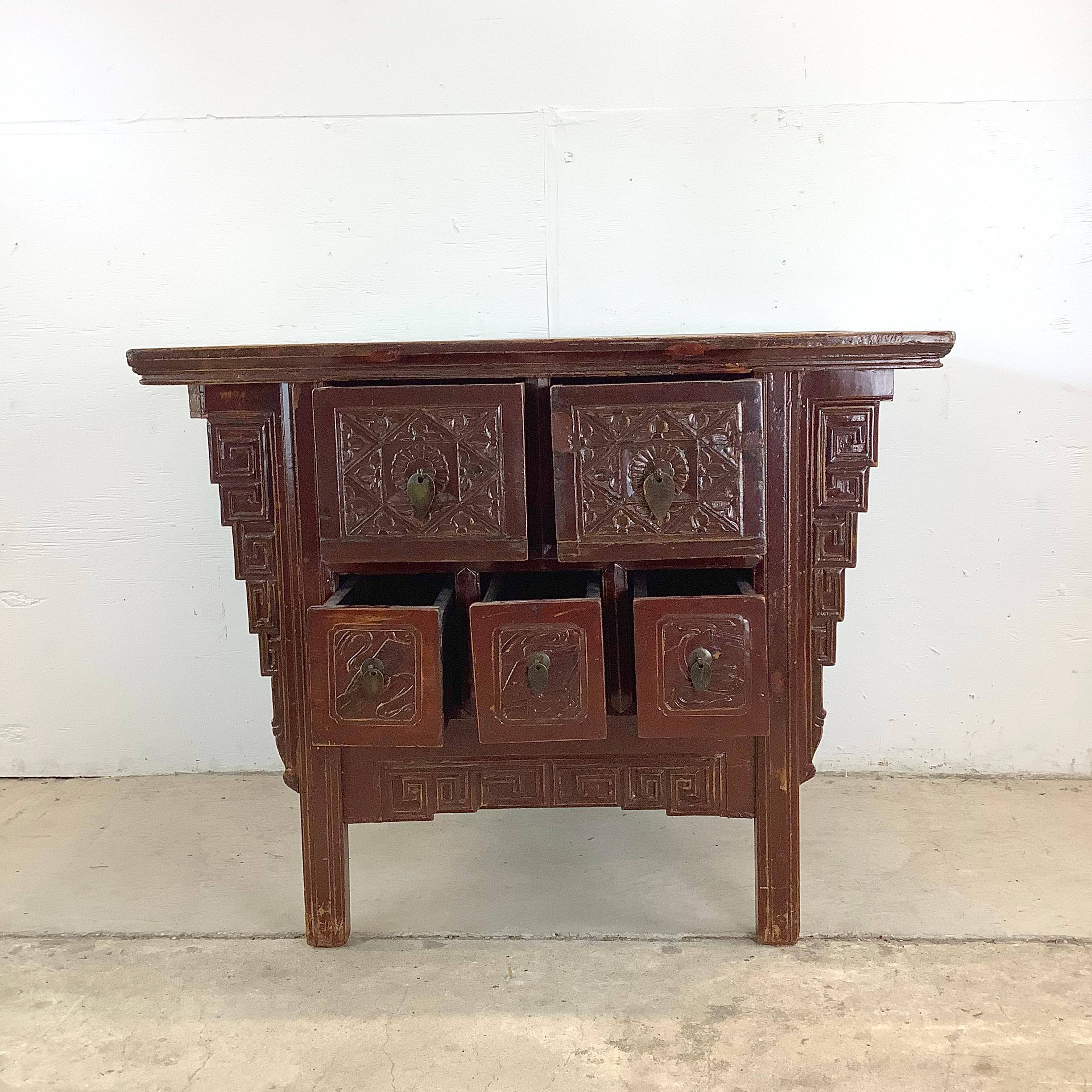 Table à tiroirs de la dynastie Qing du 19e siècle en vente 2