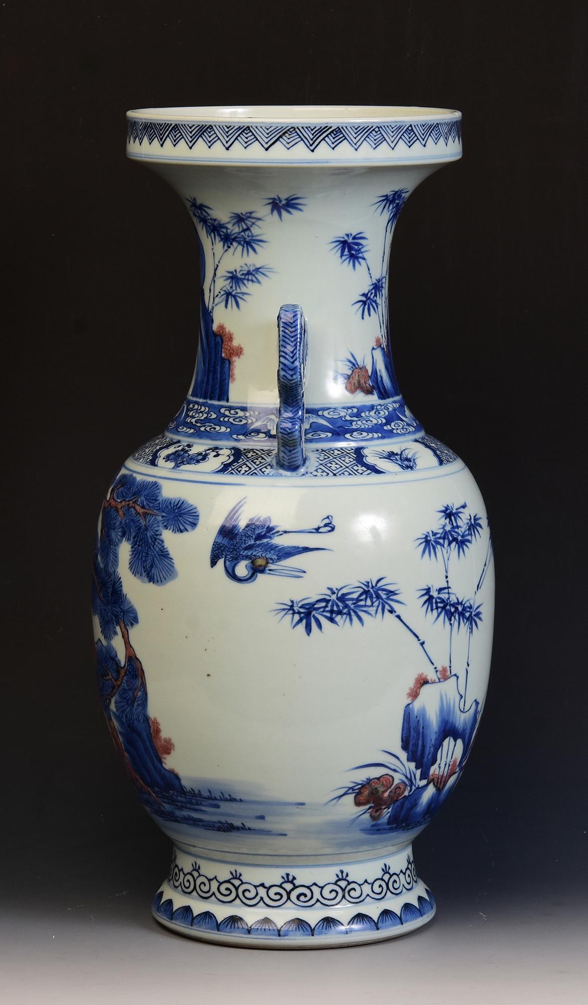 19th Century, Qing Dynasty, Antique Chinese Porcelain Vase For Sale 8