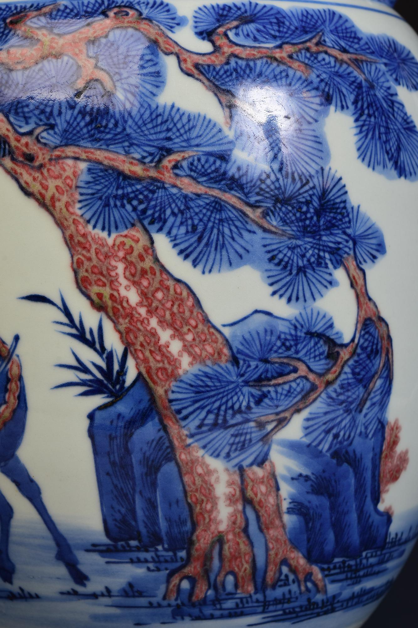 19th Century, Qing Dynasty, Antique Chinese Porcelain Vase For Sale 3