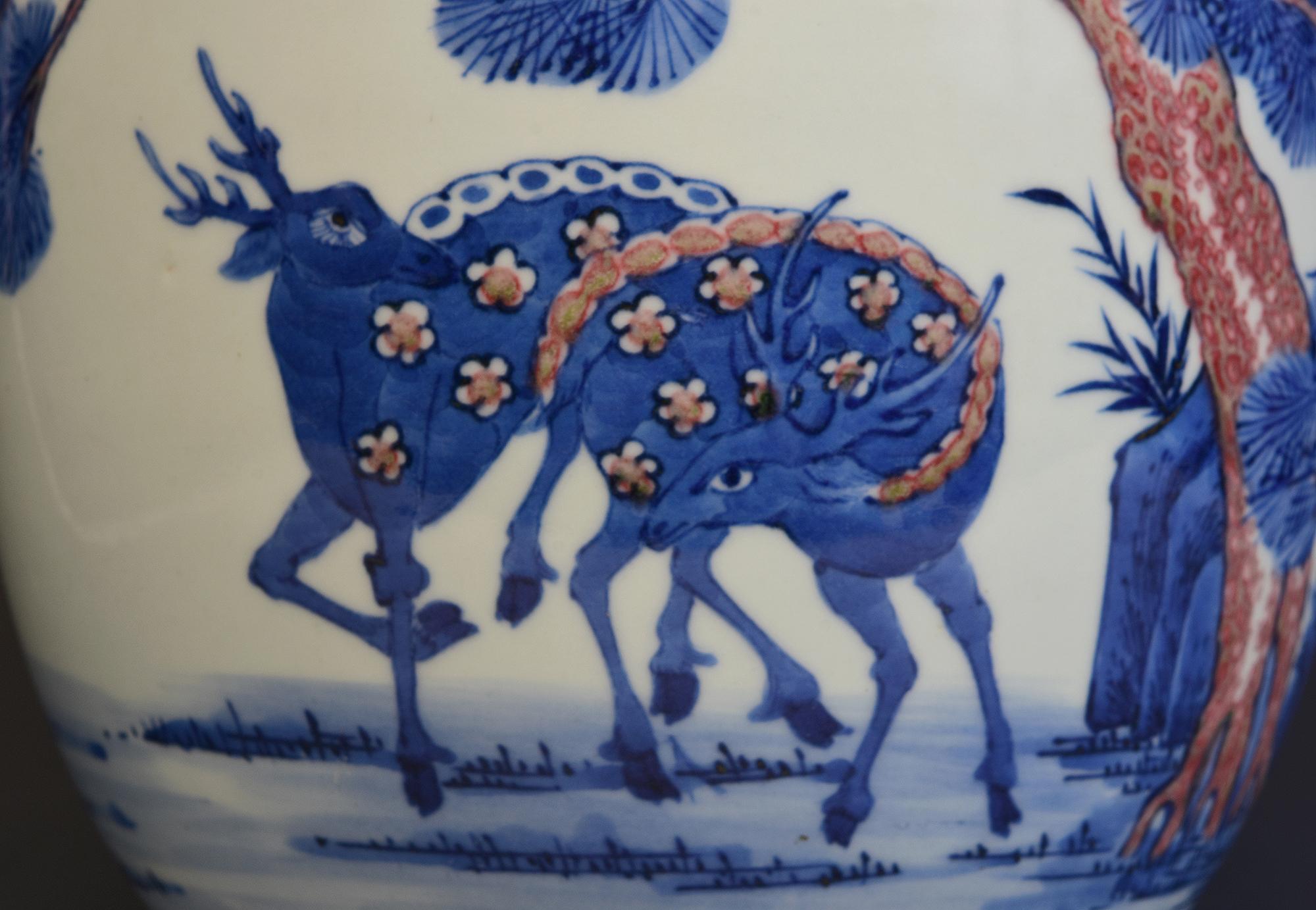 19th Century, Qing Dynasty, Antique Chinese Porcelain Vase For Sale 5