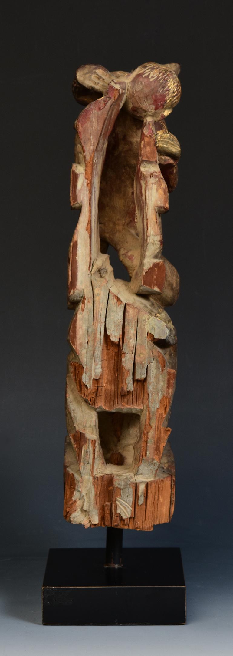 19th Century, Qing Dynasty, Antique Chinese Wooden Monkey For Sale 9