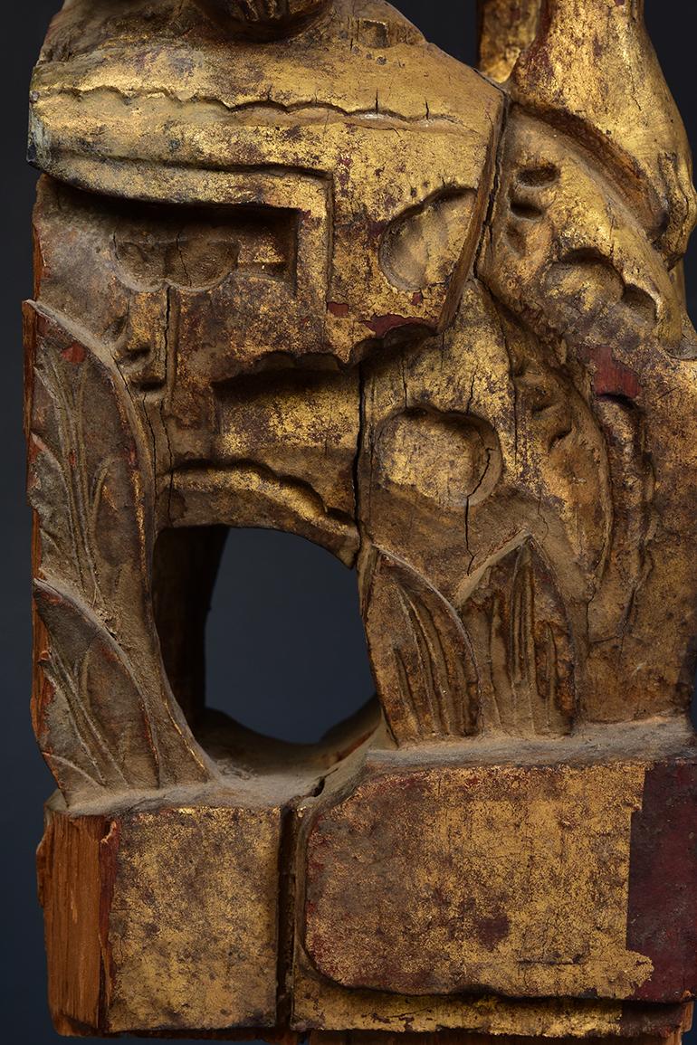 Antiker chinesischer Holzaffen aus der Qing-Dynastie des 19. Jahrhunderts im Angebot 1