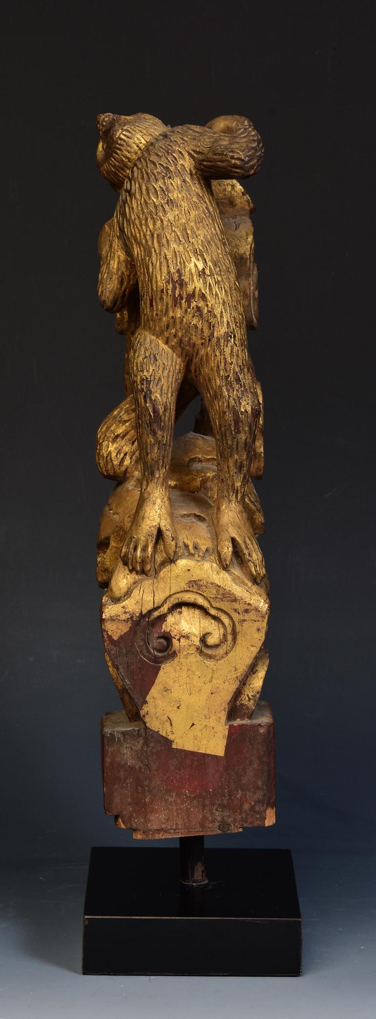 19th Century, Qing Dynasty, Antique Chinese Wooden Monkey For Sale 4