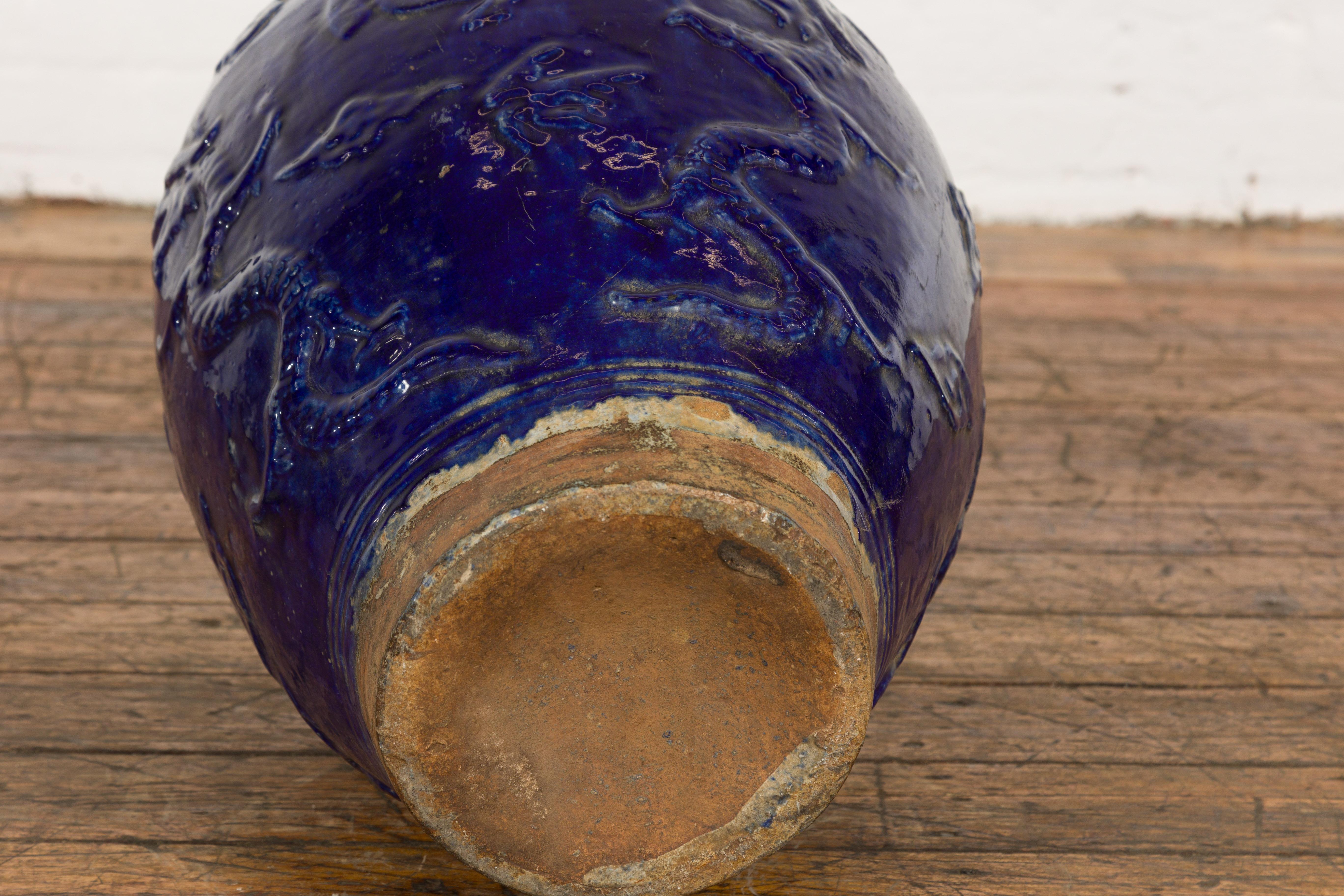 JAR du 19e siècle de la dynastie Qing, bleu de cobalt, avec motif de dragon en vente 10