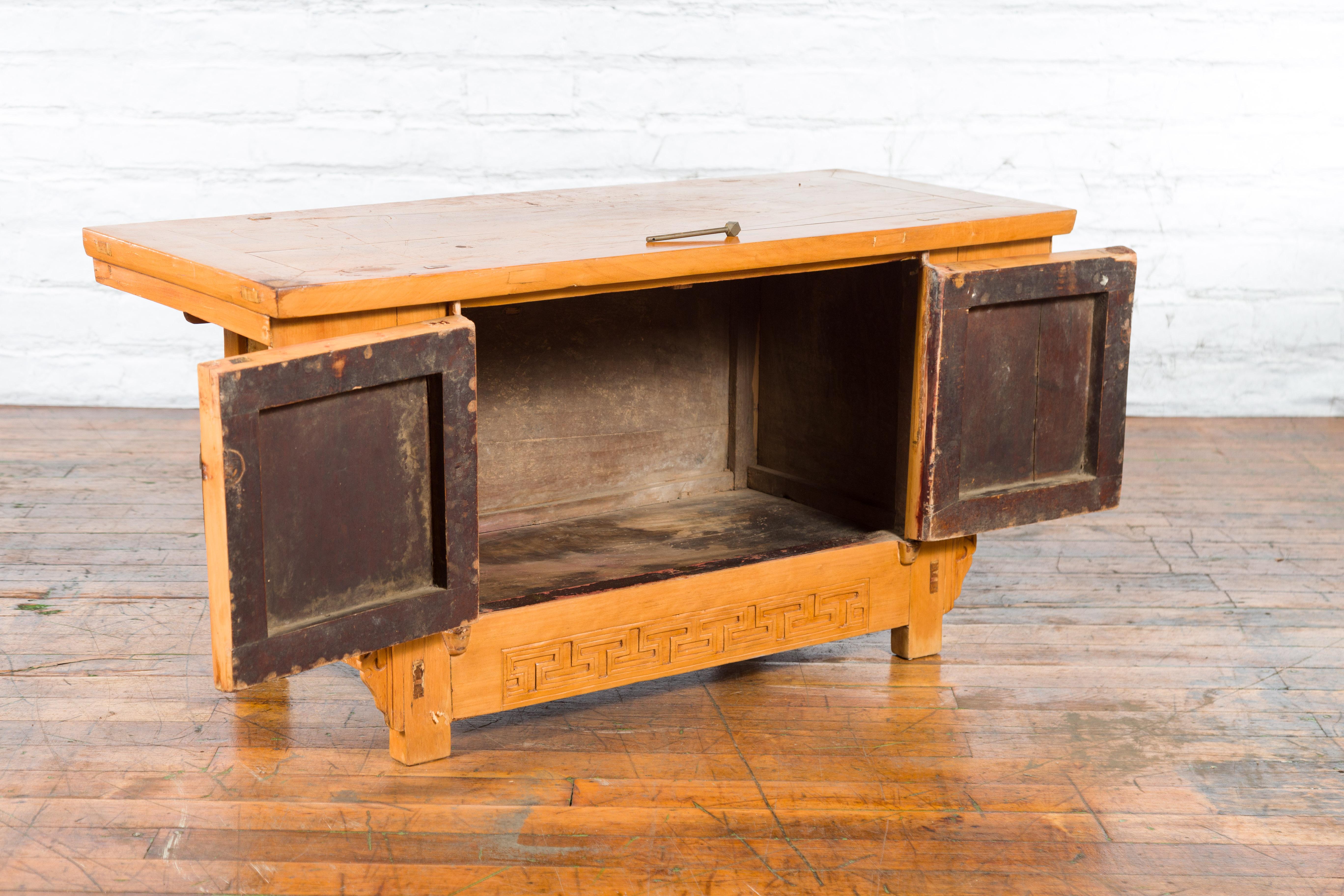 19th Century Qing Dynasty Period Chinese Elm Wood Carved Butterfly Sideboard For Sale 2