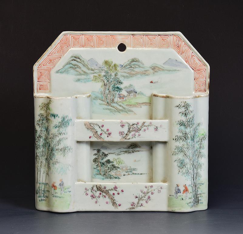 Rare Chinese porcelain letter holder.

Age: China, Qing Dynasty, 19th Century
Size: Height 21.2 C.M. / Width 20.7 C.M.
Condition: Nice glaze and condition overall.

100% Satisfaction and authenticity guaranteed with free 
