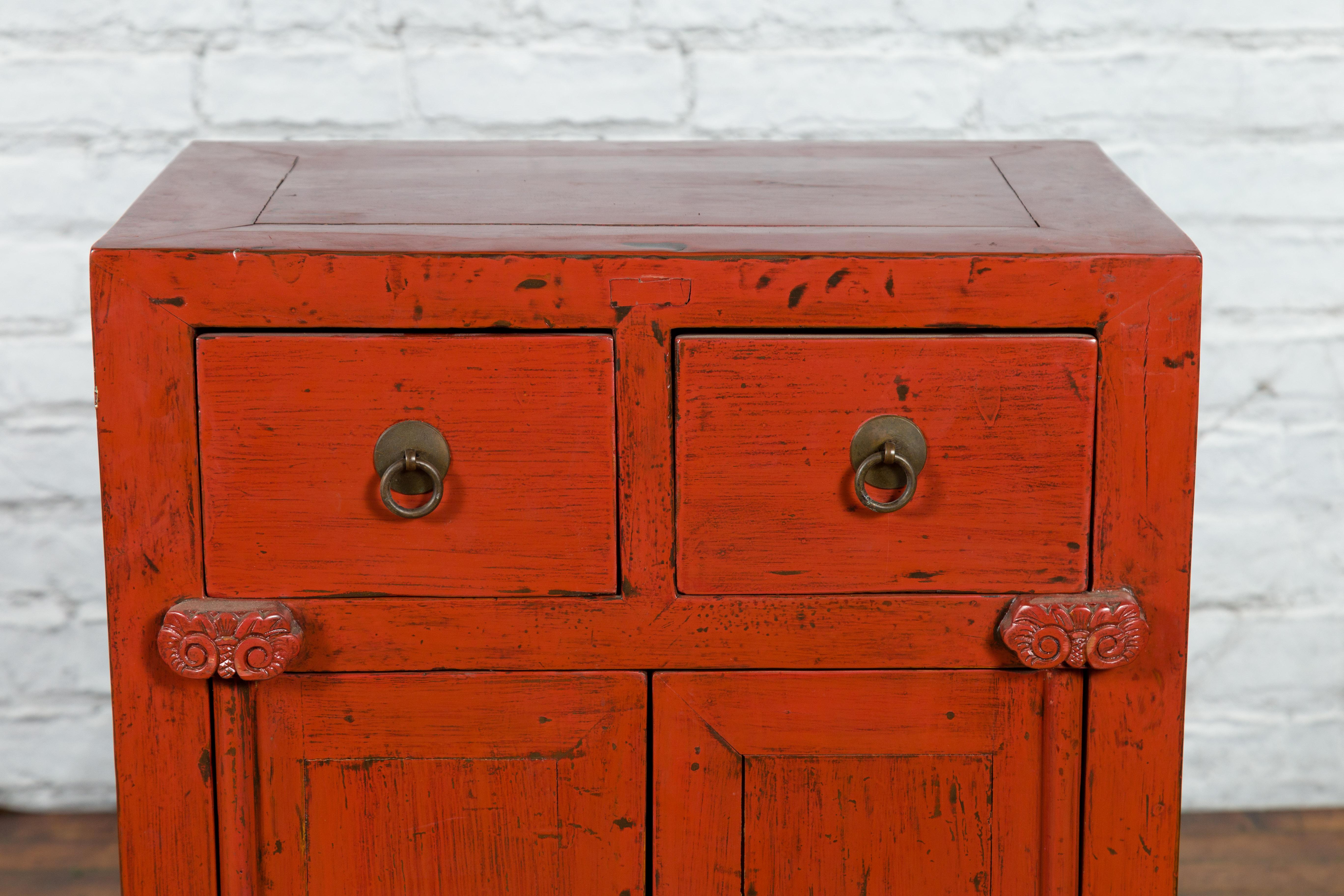 19th Century Qing Dynasty Red Lacquer Small Cabinet with Doors and Drawers For Sale 1