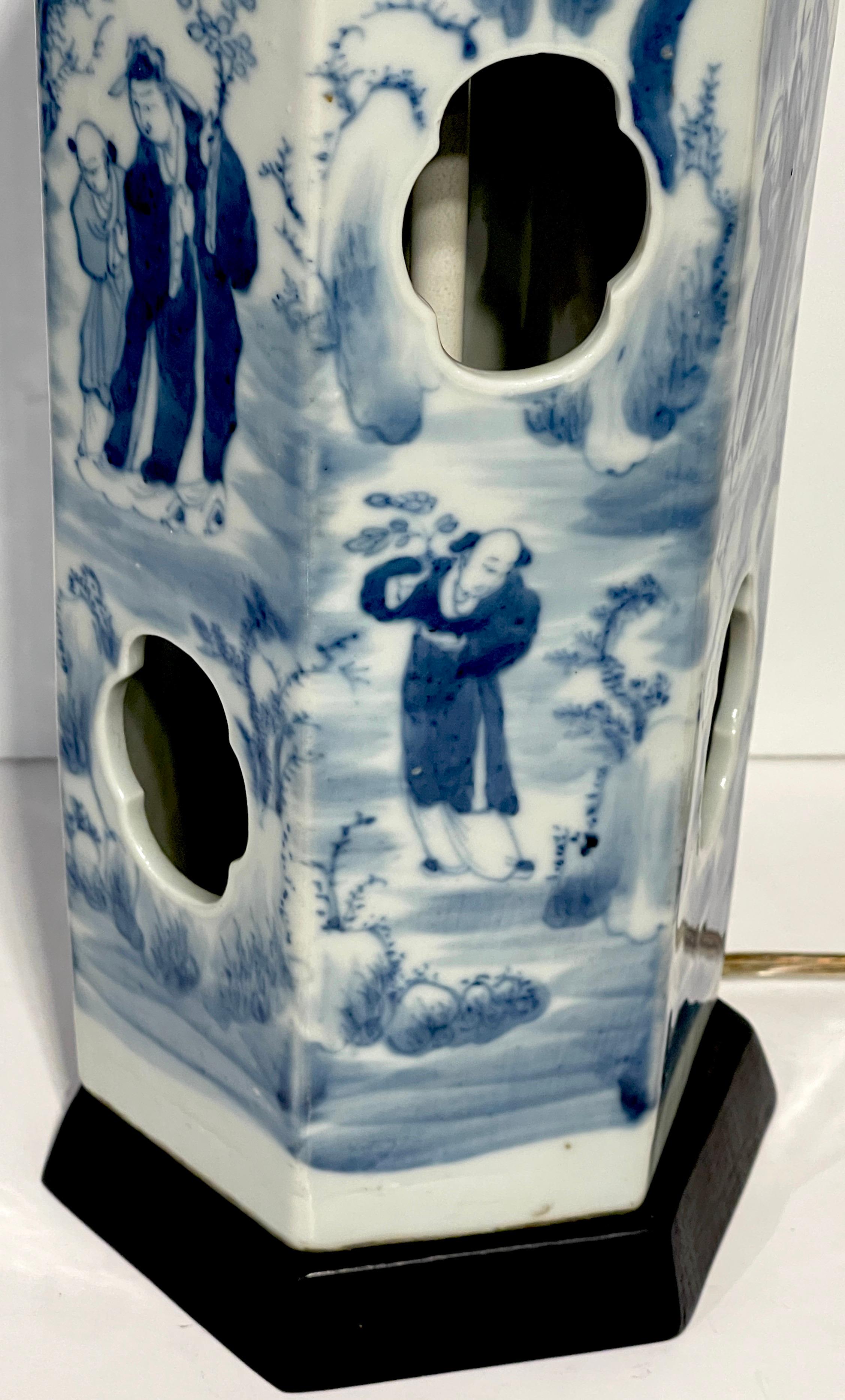 19th Century Qing Period Blue and White Chinese Export Hat Stand, Now as a Lamp  For Sale 6