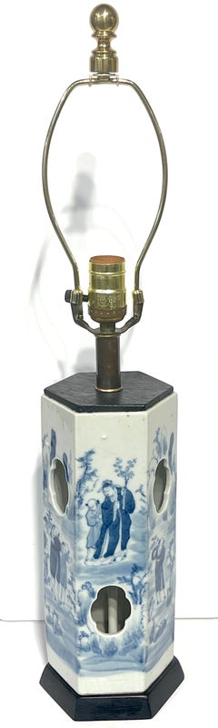 19th Century Qing Period Blue and White Chinese Export Hat Stand, Now as a Lamp
