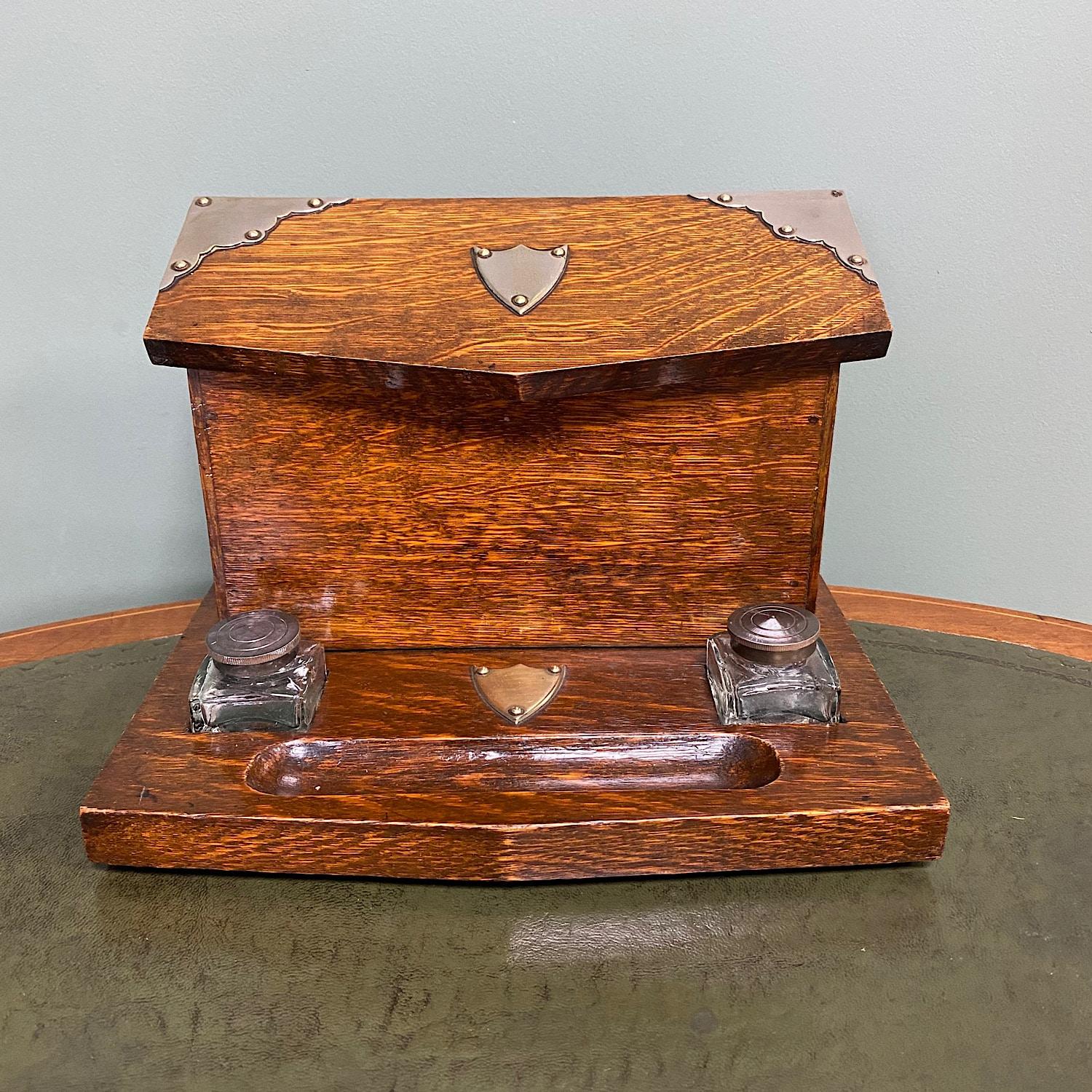 Late 19th Century 19th Century Quality Victorian Oak Antique Stationary Box For Sale