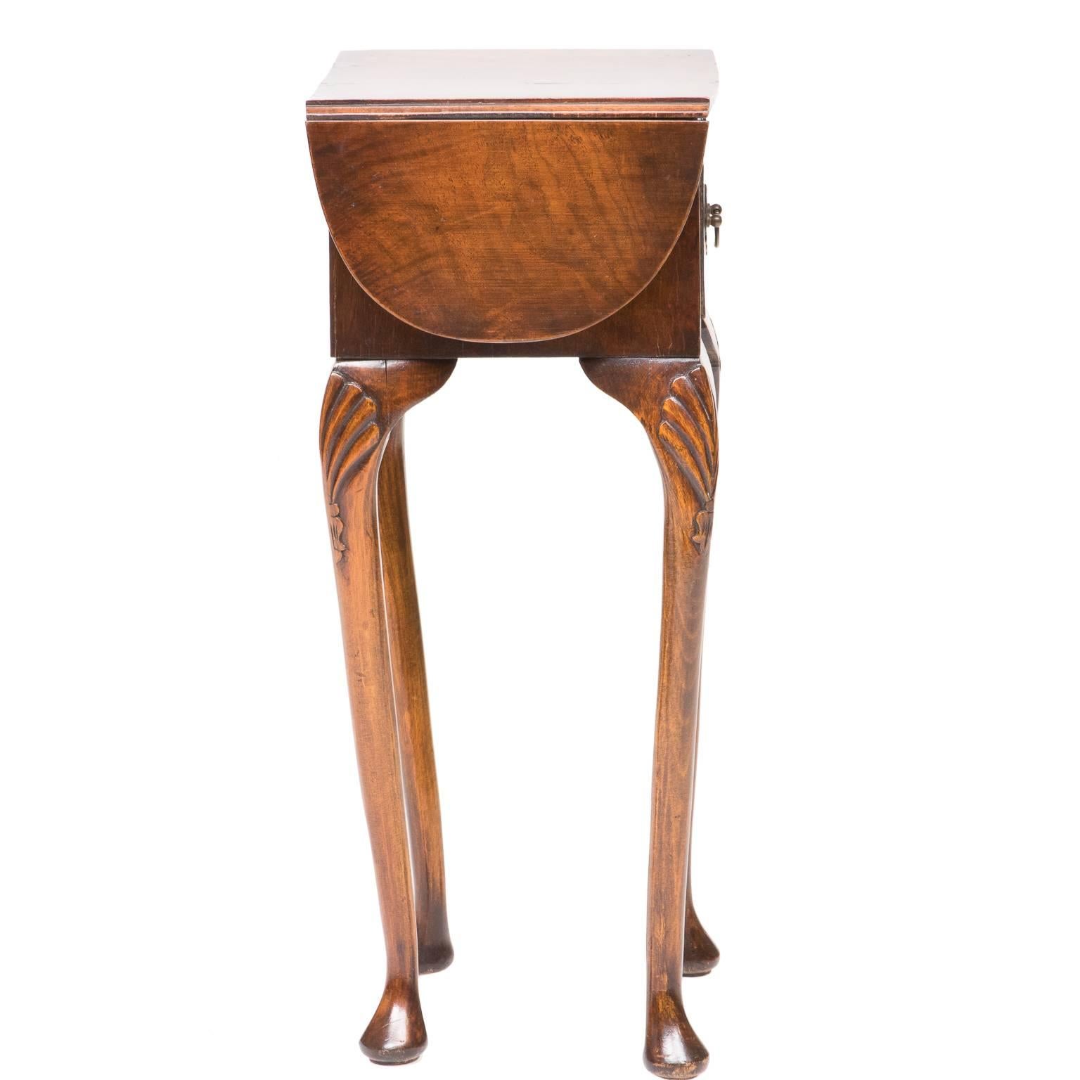 English 19th Century Queen Anne Drop-Leaf Side Table