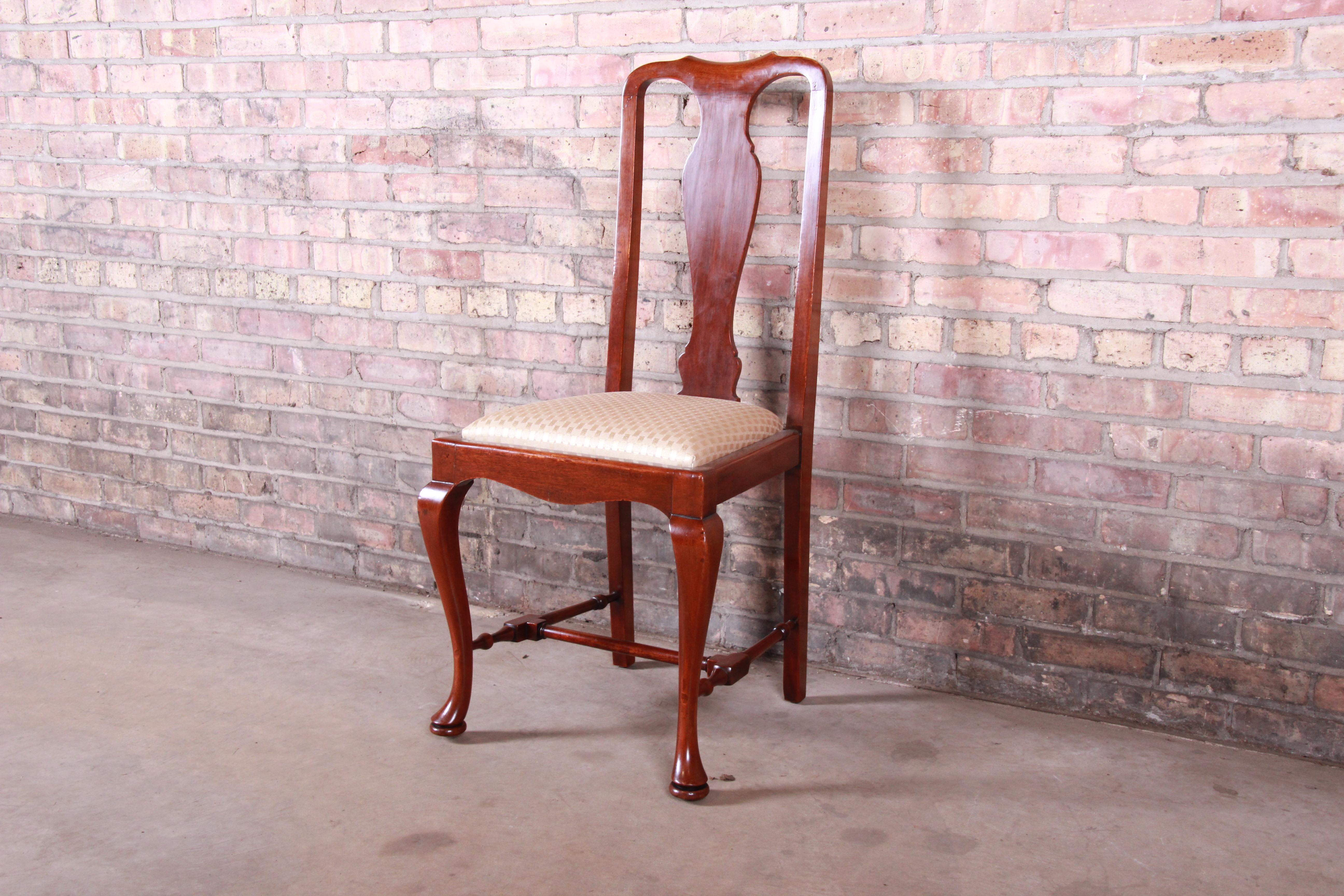 19th Century Queen Anne Mahogany Dining Chairs, Set of Six 6
