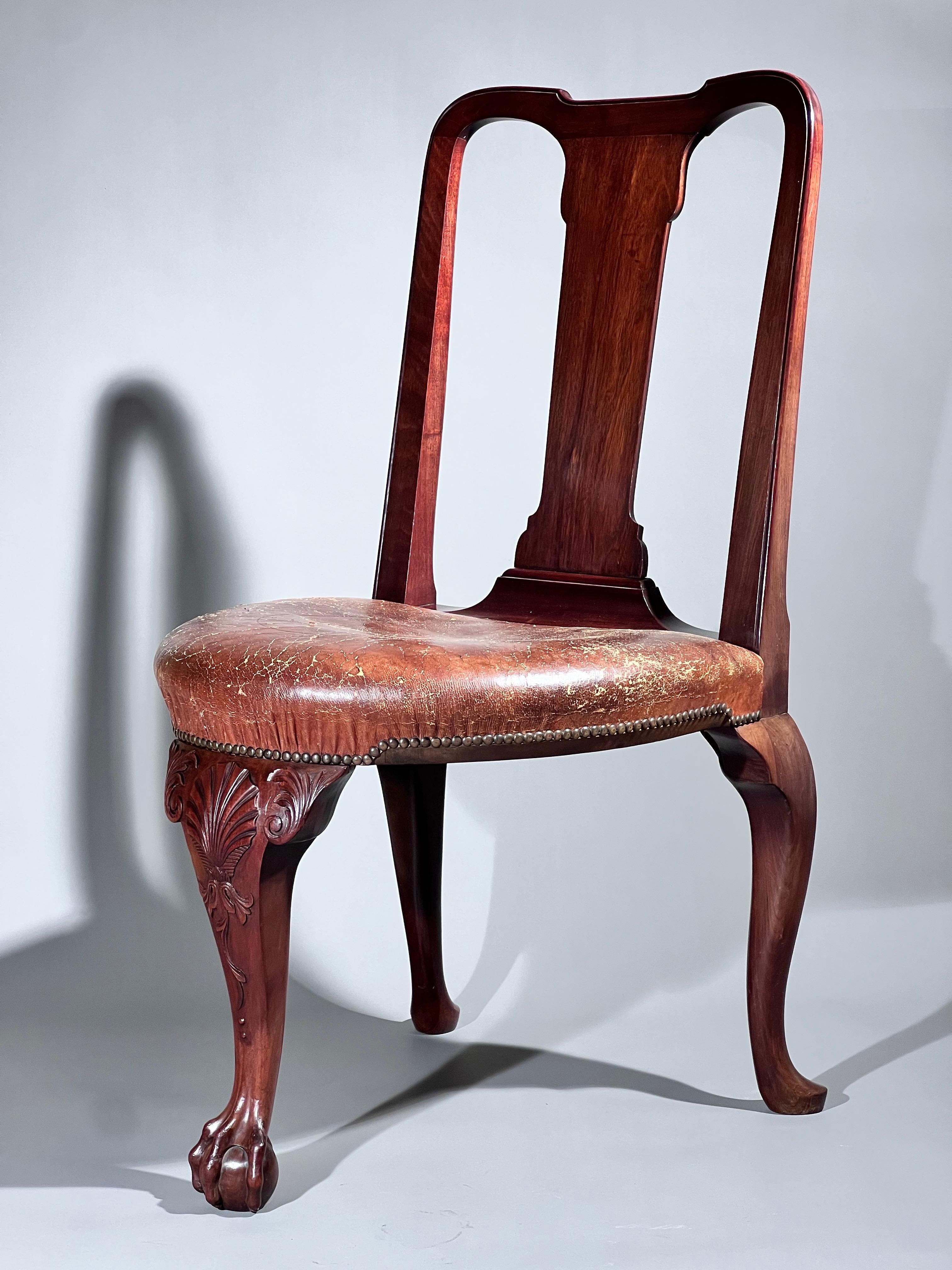 Legno Sedia a treppiede del XIX secolo, probabilmente proveniente dal Palazzo di Holyroodhouse in vendita