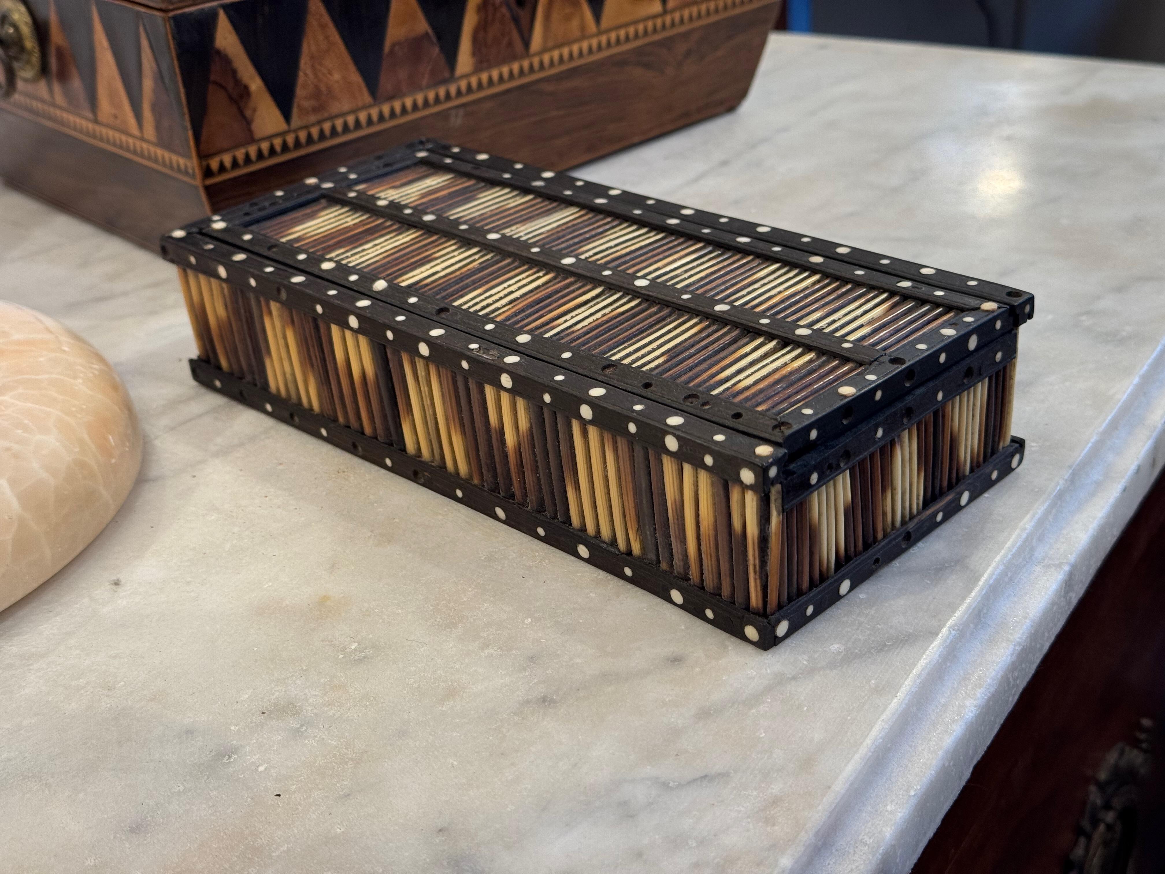 19th Century Quill and Ebony Sliding-Lid Box With Inlaid Dots 4
