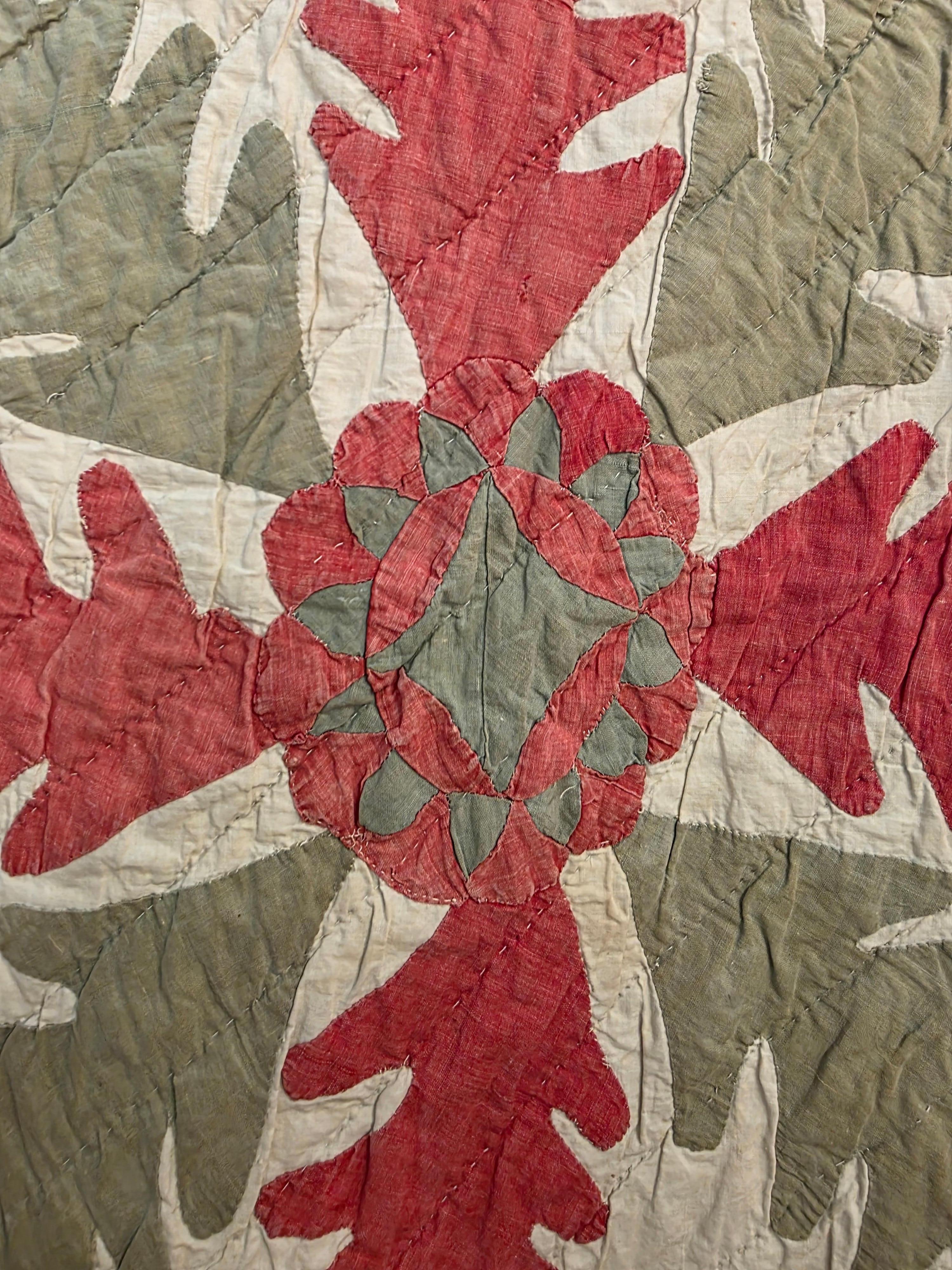 Cotton 19th Century Quilt Princess Feather and Rose Pattern Circa 1830 For Sale
