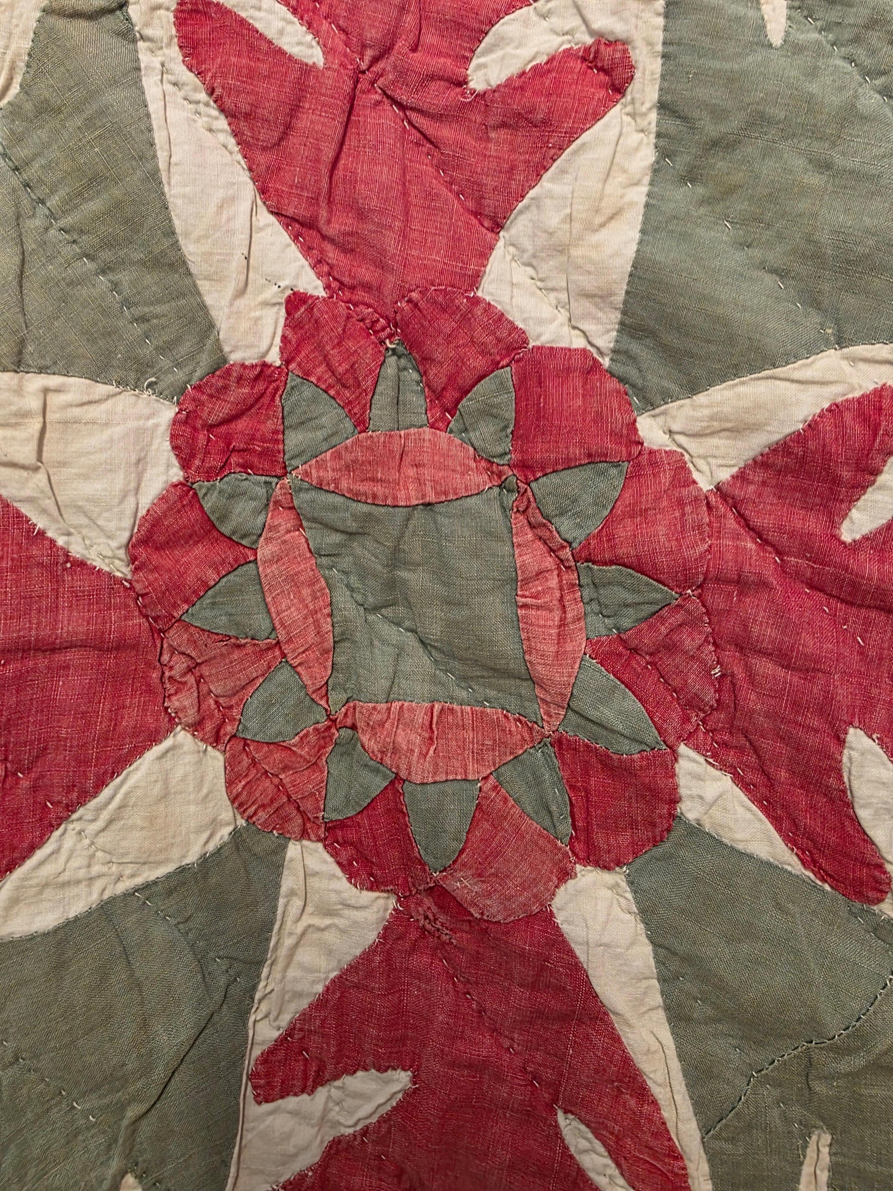 19th Century Quilt Princess Feather and Rose Pattern Circa 1830 For Sale 1